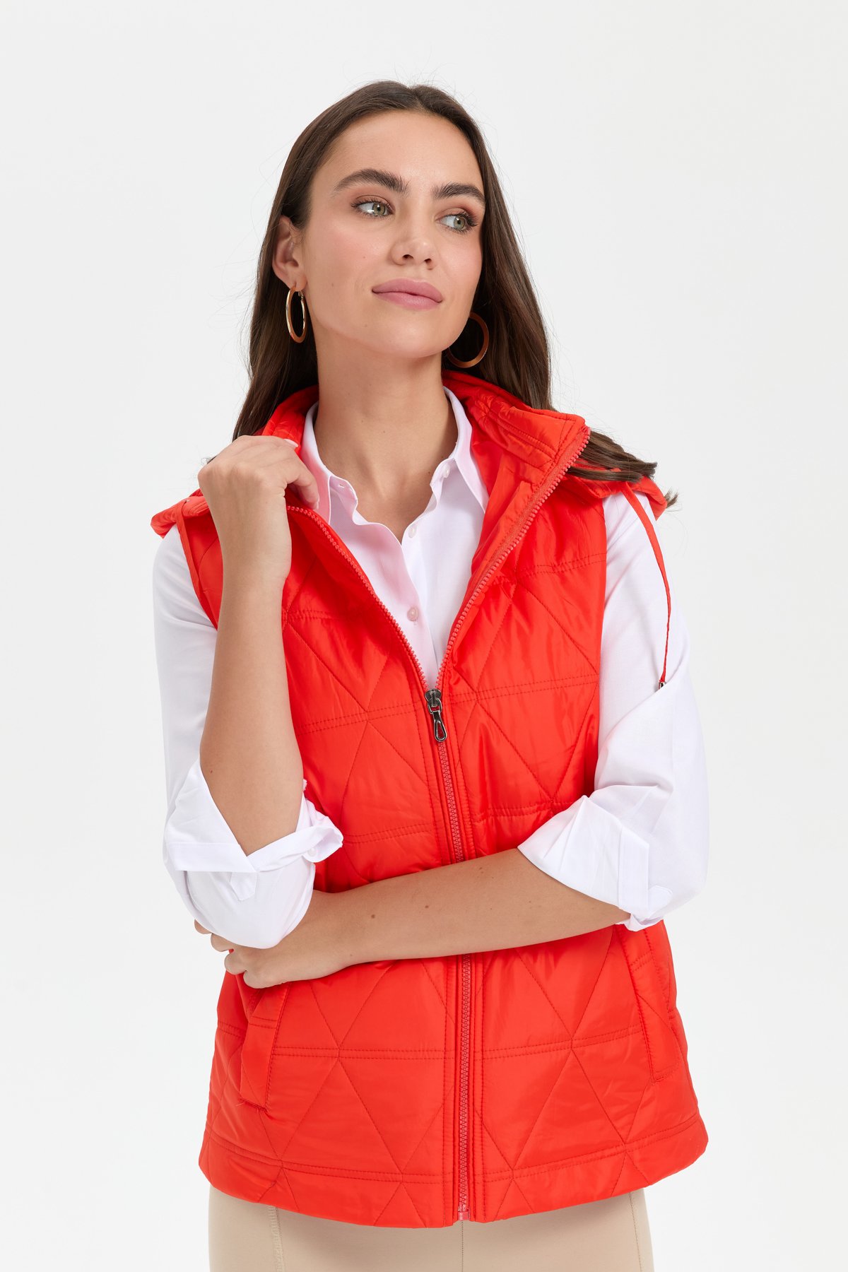 24414Kadın Kapüşonlu Üçgen Desenli Kısa Kapitone Yelek Oranj