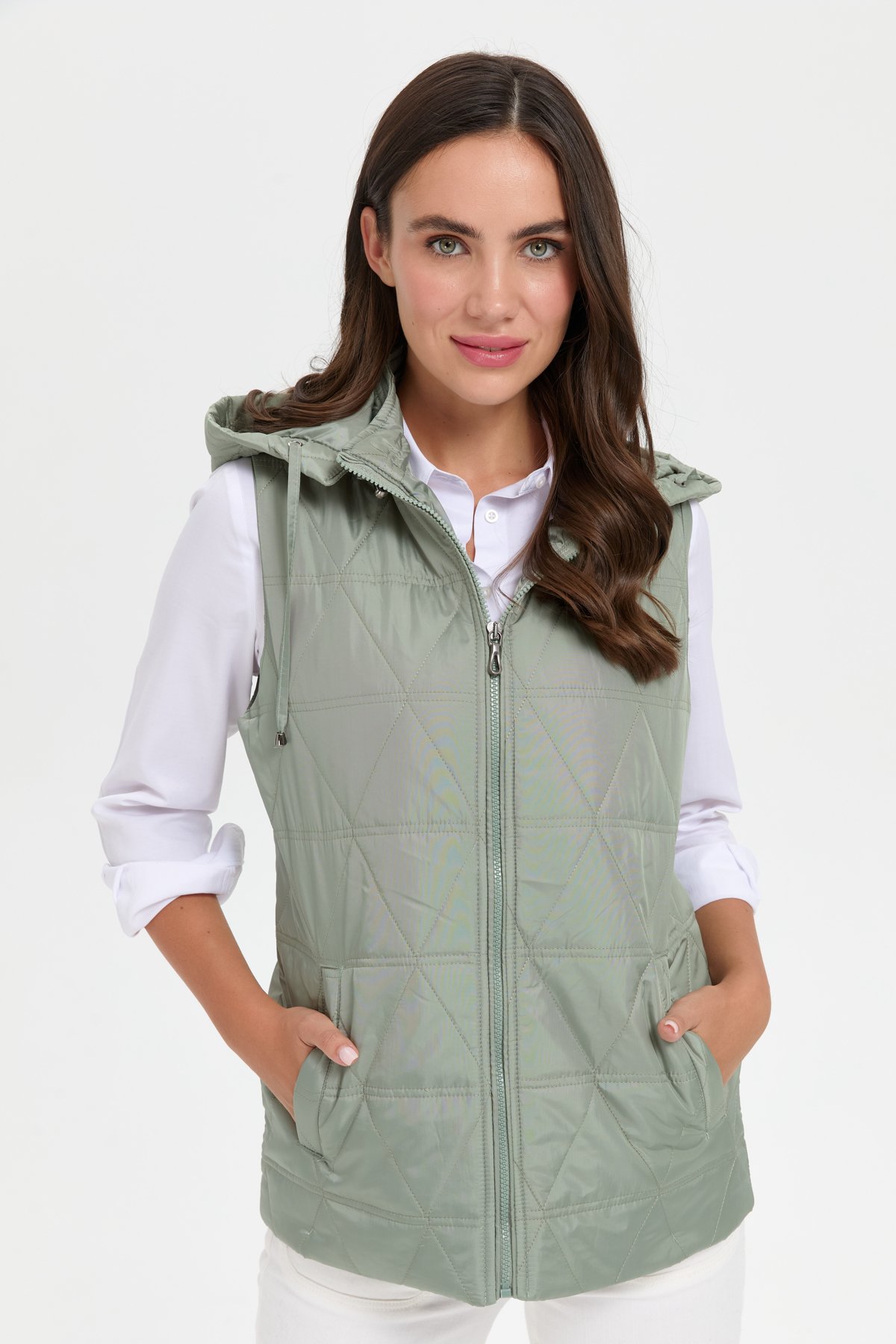 24414Kadın Kapüşonlu Üçgen Desenli Kısa Kapitone Yelek S.Yeşili