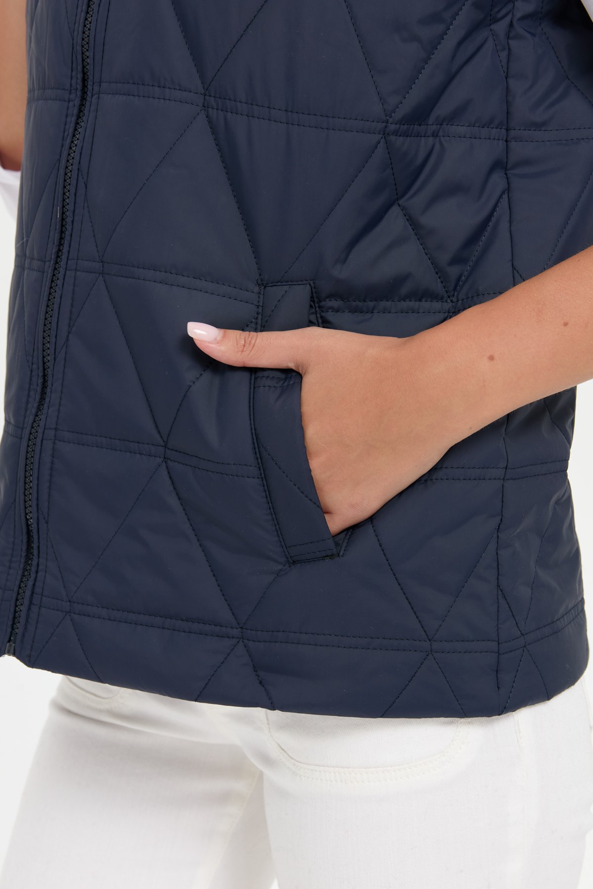 24414Kadın Kapüşonlu Üçgen Desenli Kısa Kapitone Yelek Lacivert