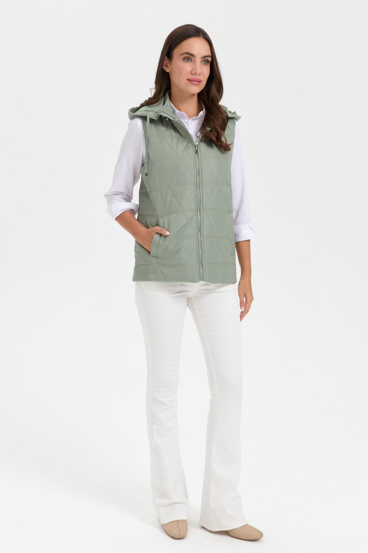 24414Kadın Kapüşonlu Üçgen Desenli Kısa Kapitone Yelek S.Yeşili