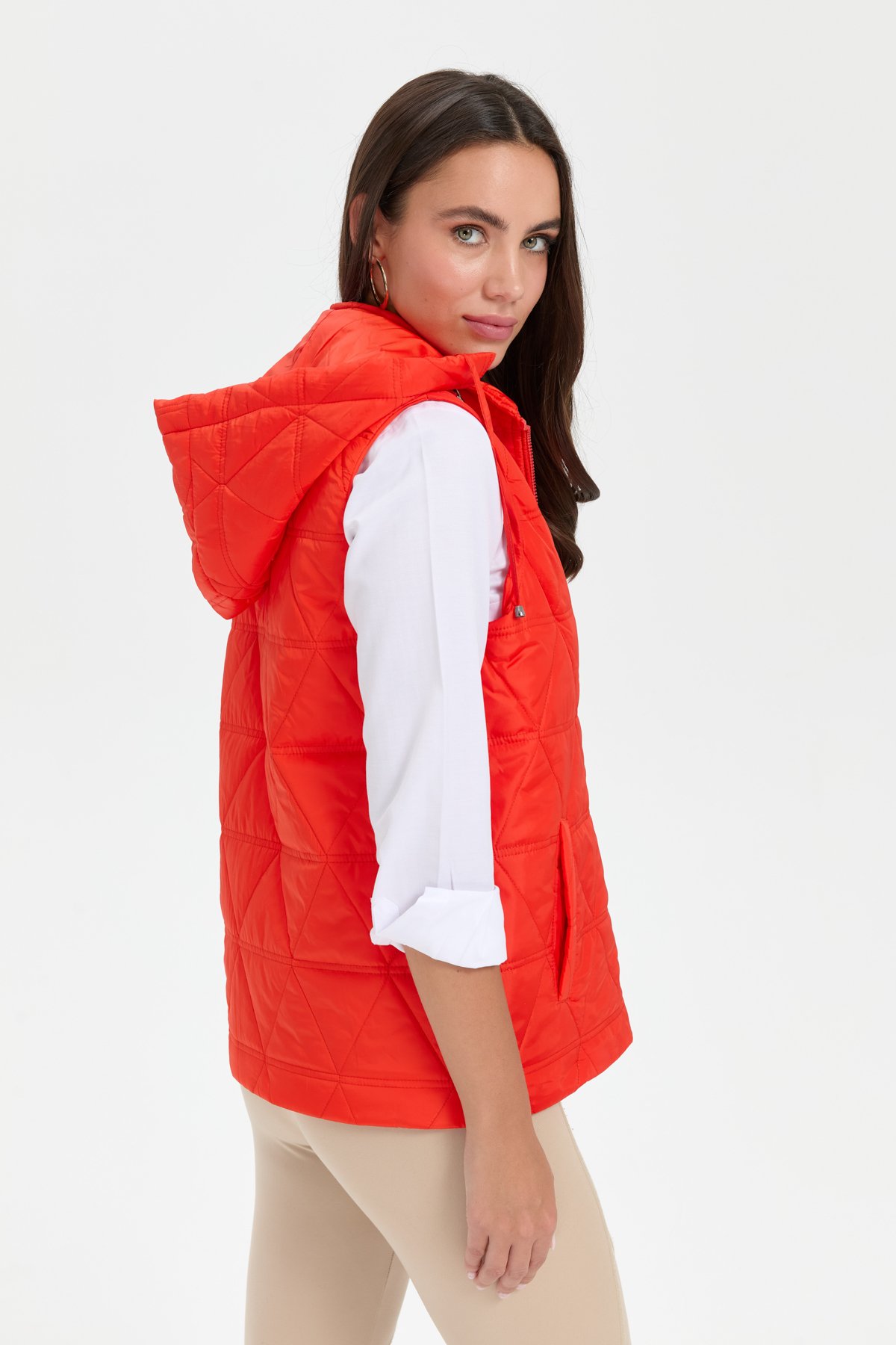 24414Kadın Kapüşonlu Üçgen Desenli Kısa Kapitone Yelek Oranj