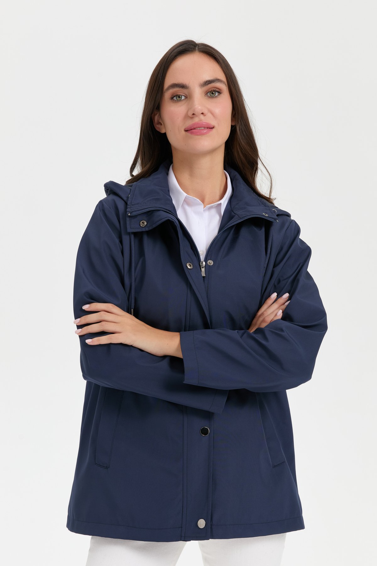 24417Kadın Kapüşonlu Yan Cepli Kısa Trençkot Lacivert