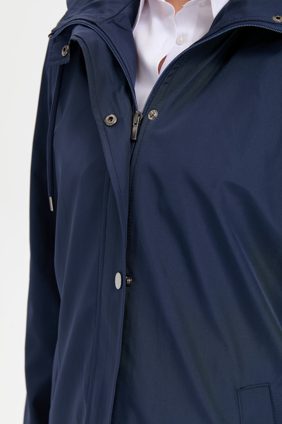 24417Kadın Kapüşonlu Yan Cepli Kısa Trençkot Lacivert