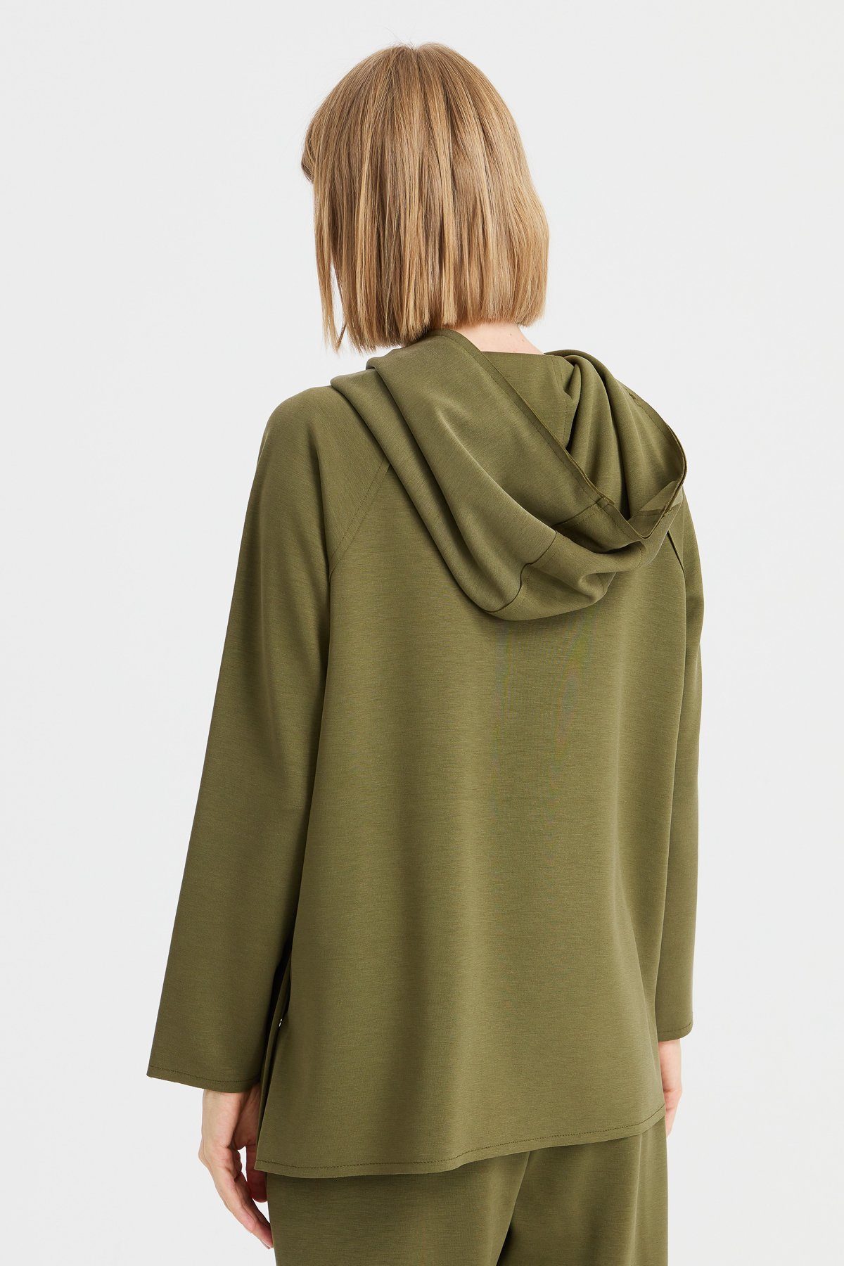 KMK23004Kadın Kapüşonlu Yanı Çıtçıtlı Cepli Sweat Haki