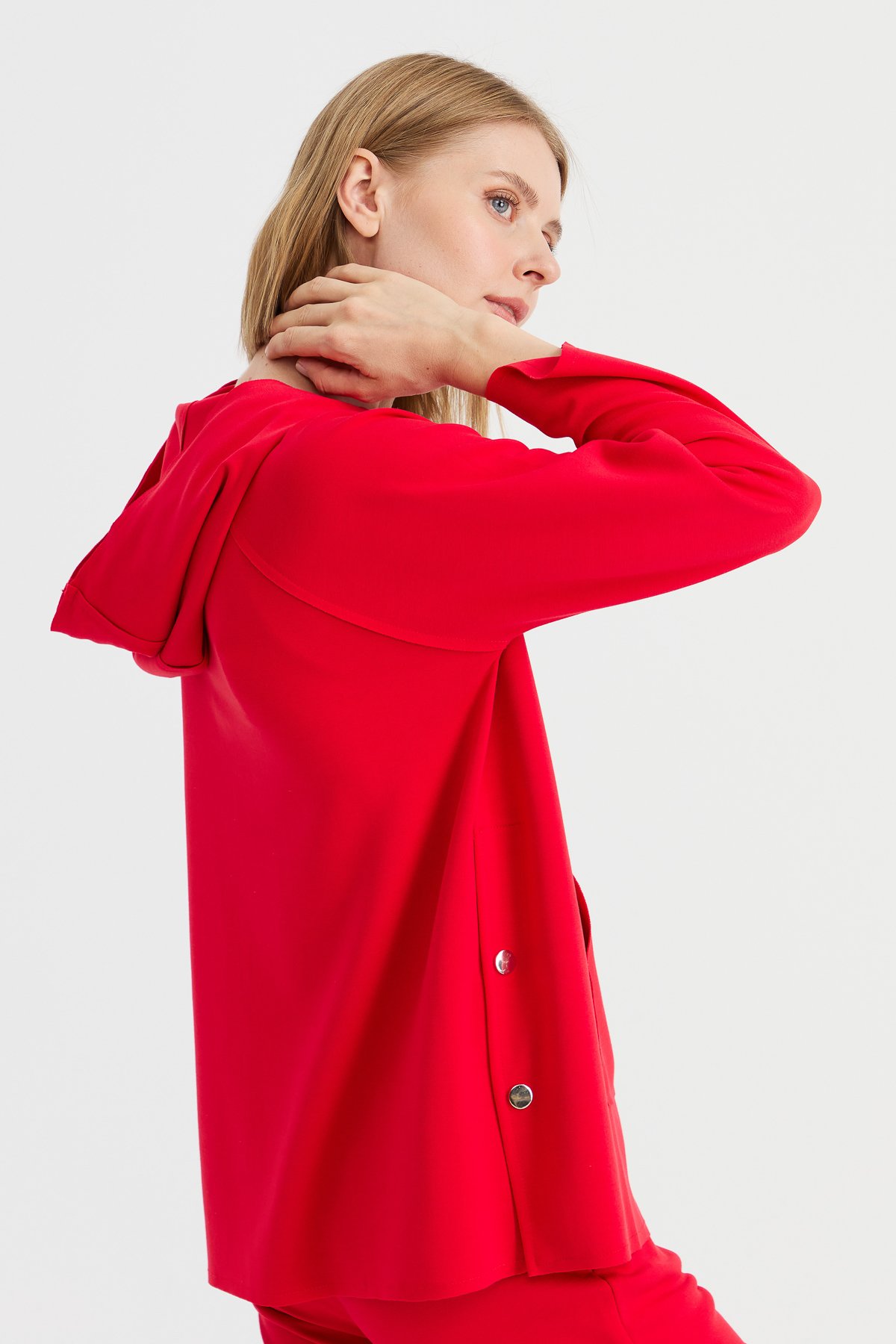 KMK23004Kadın Kapüşonlu Yanı Çıtçıtlı Cepli Sweat Kırmızı