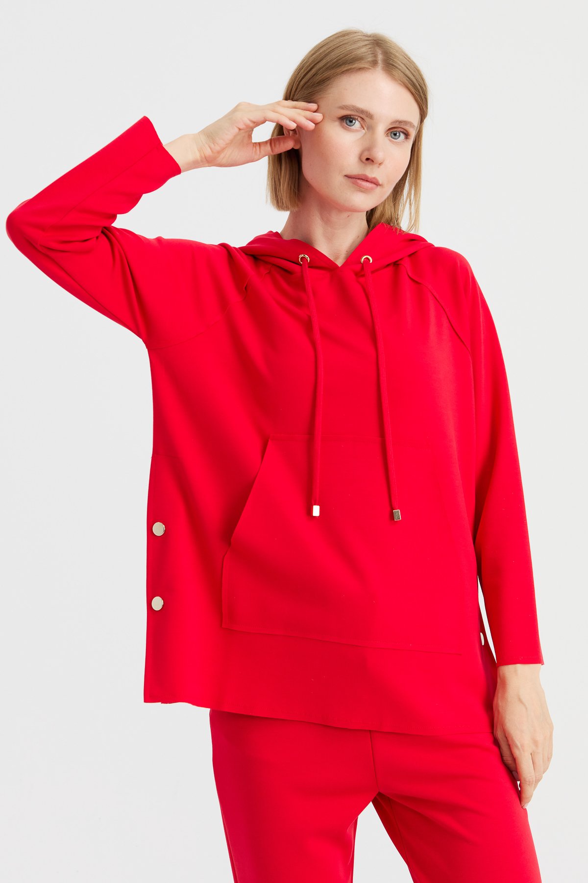 KMK23004Kadın Kapüşonlu Yanı Çıtçıtlı Cepli Sweat Kırmızı