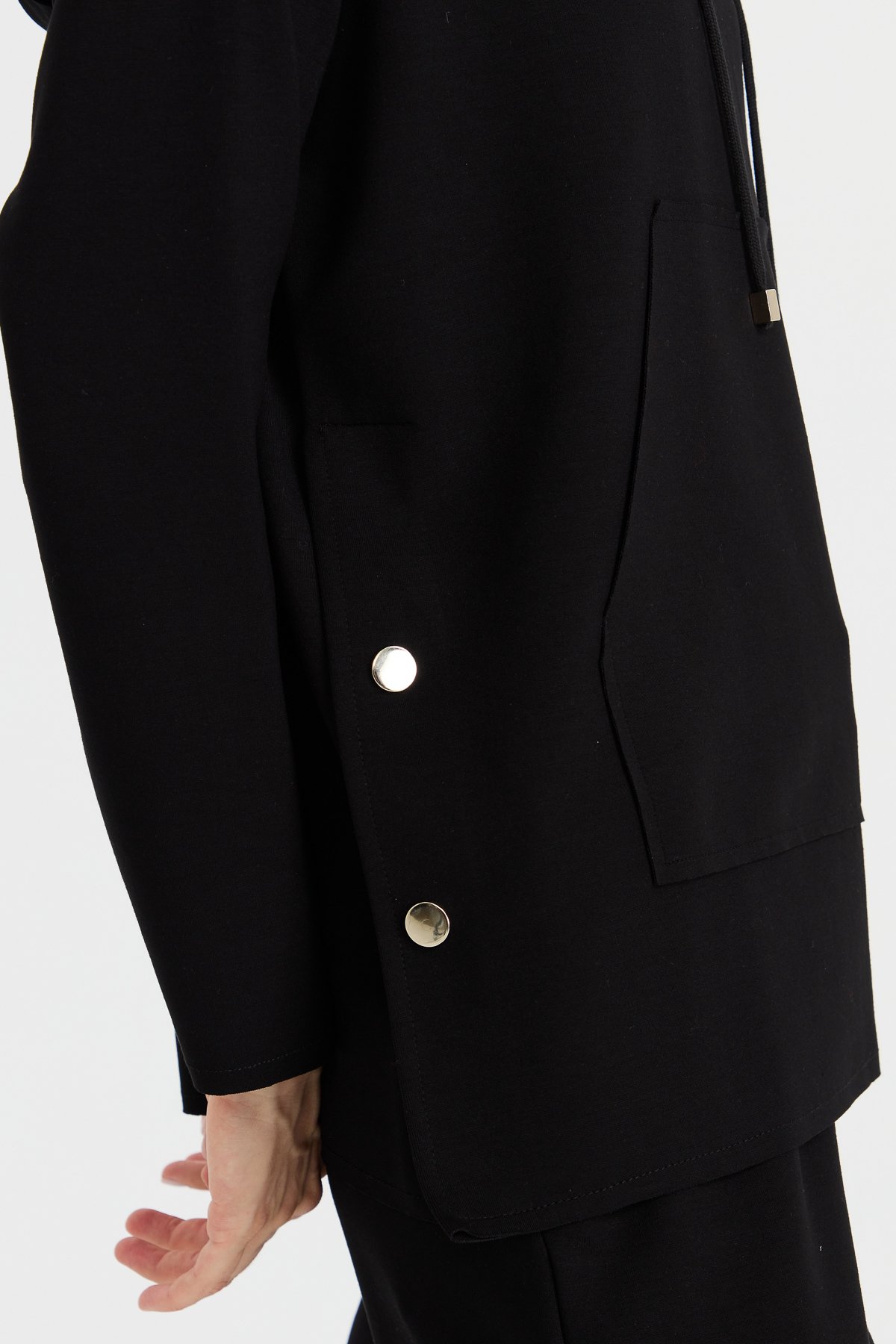 KMK23004Kadın Kapüşonlu Yanı Çıtçıtlı Cepli Sweat Siyah