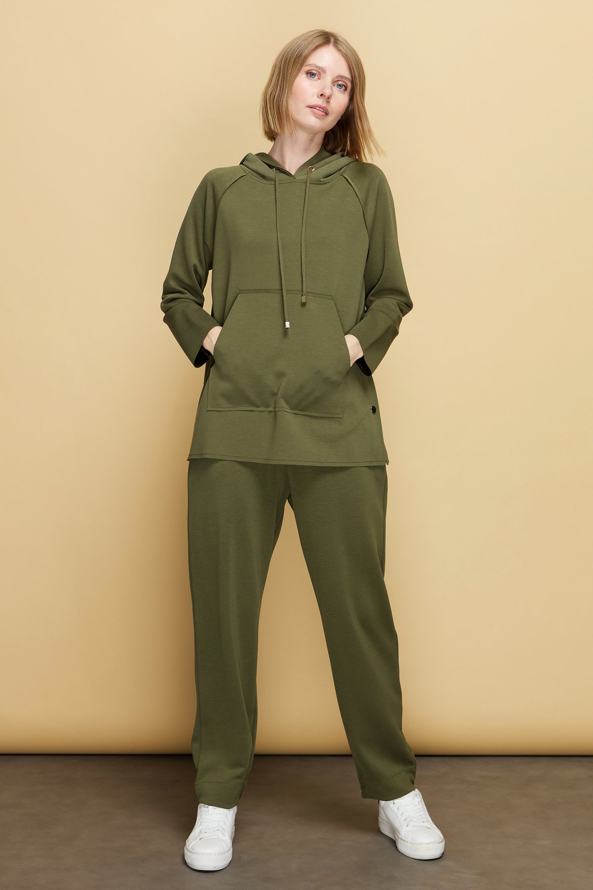 KMK23004Kadın Kapüşonlu Yanı Çıtçıtlı Cepli Sweat Haki