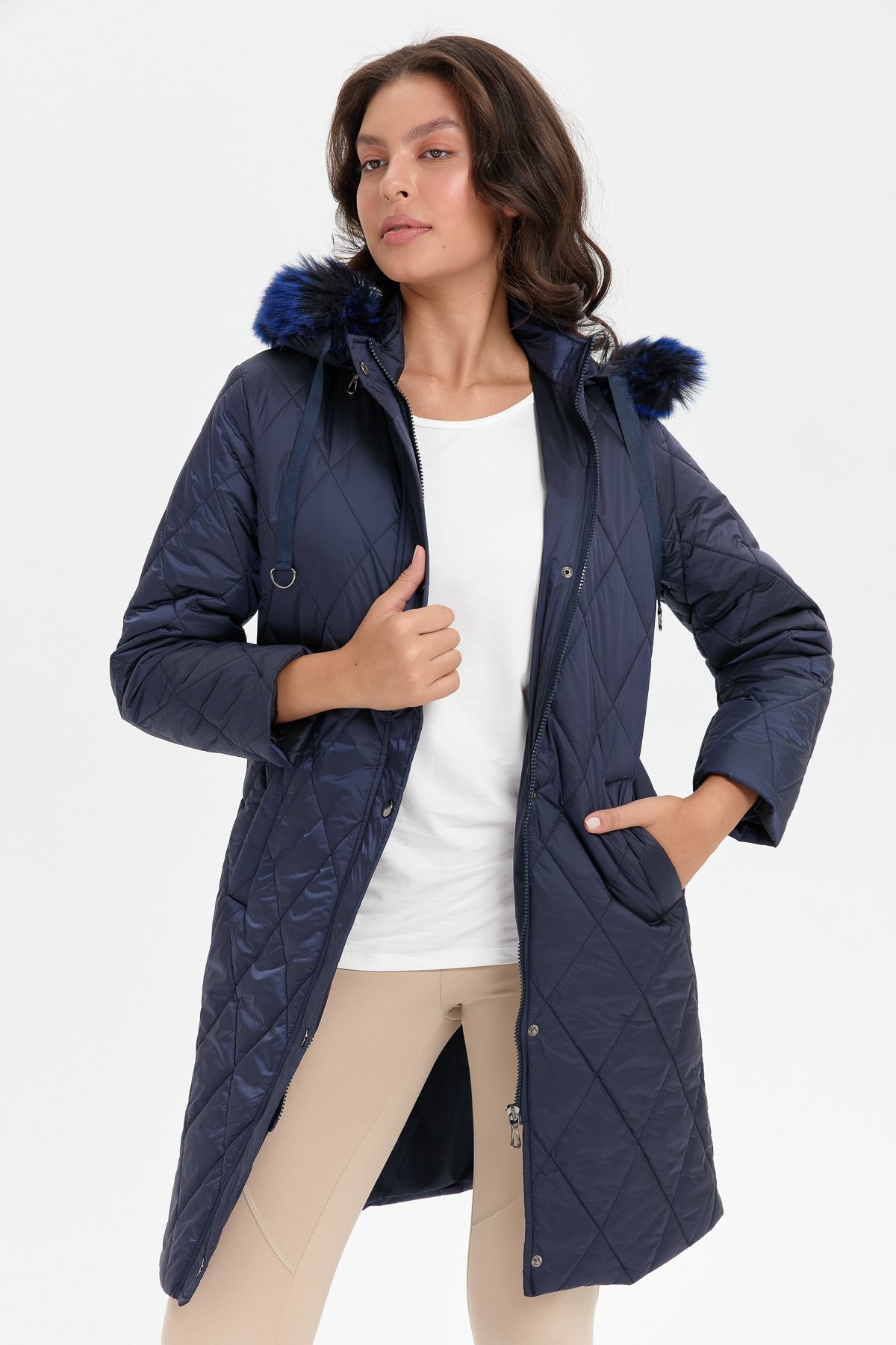 24410Kadın Kapüşonu Kürklü Baklava Desenli Kapitone Kaban Lacivert