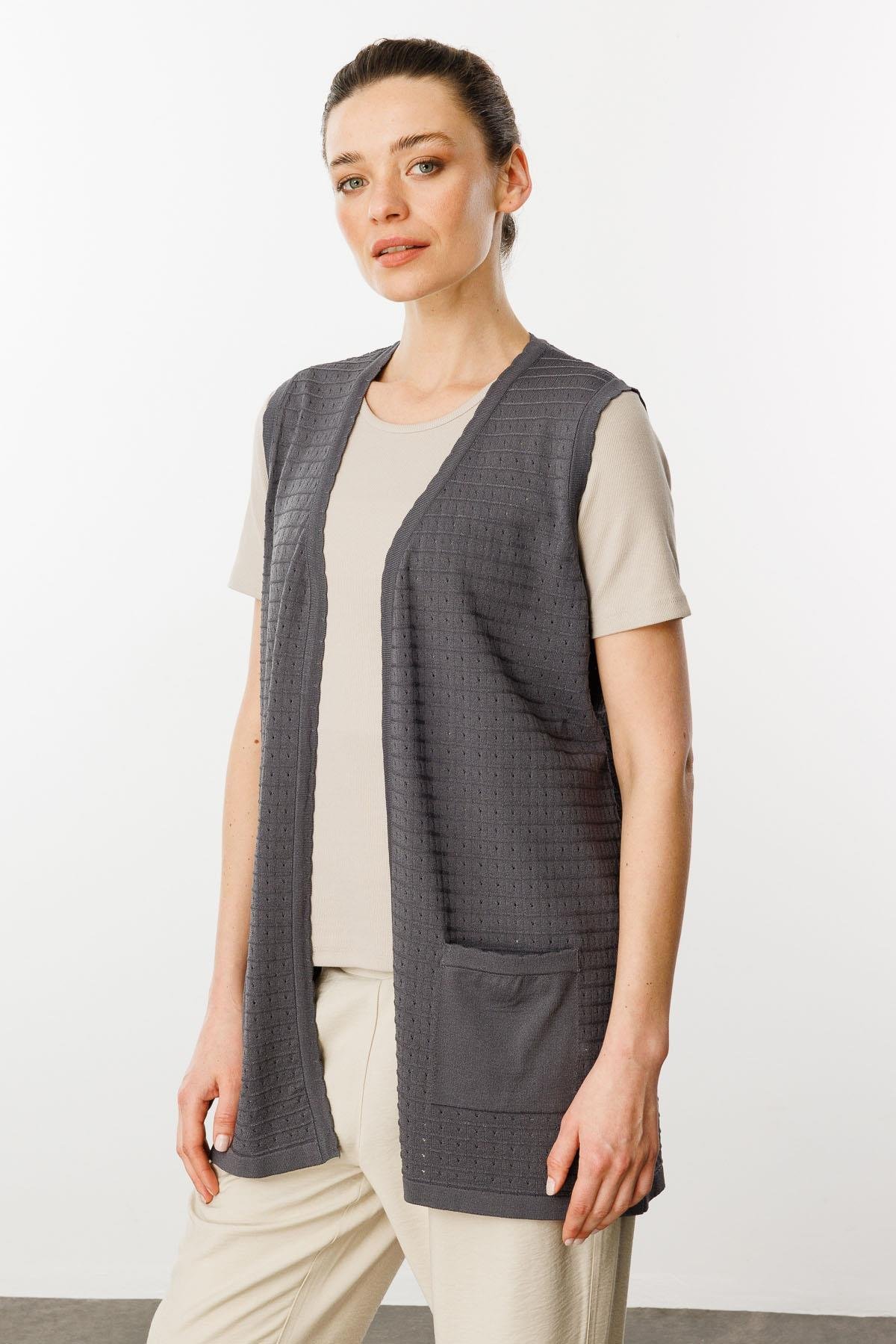25354Kadın Kare Örgülü Uzun Triko Yelek Antrasit