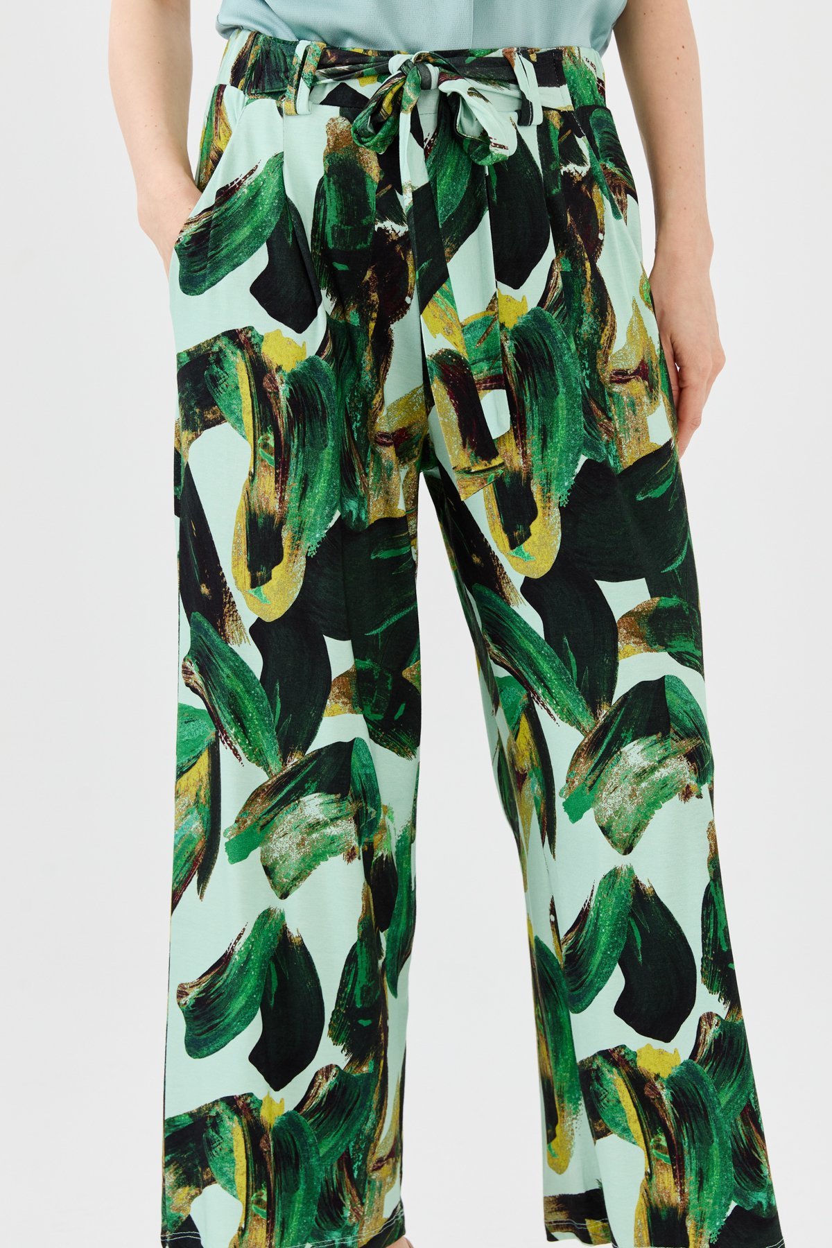 23723Kadın Karışık Desenli Bol Kesim Penye Pantolon Yeşil