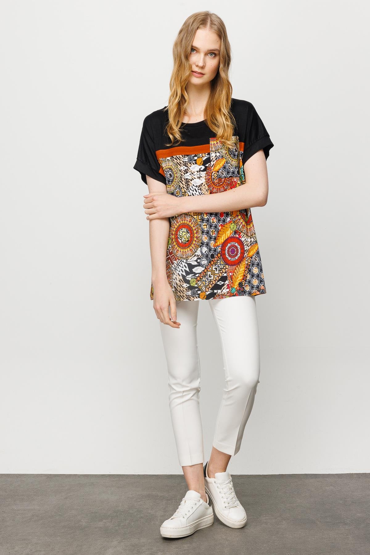 23727Kadın Karışık Desenli Düşük Kollu Penye T-shirt Siyah