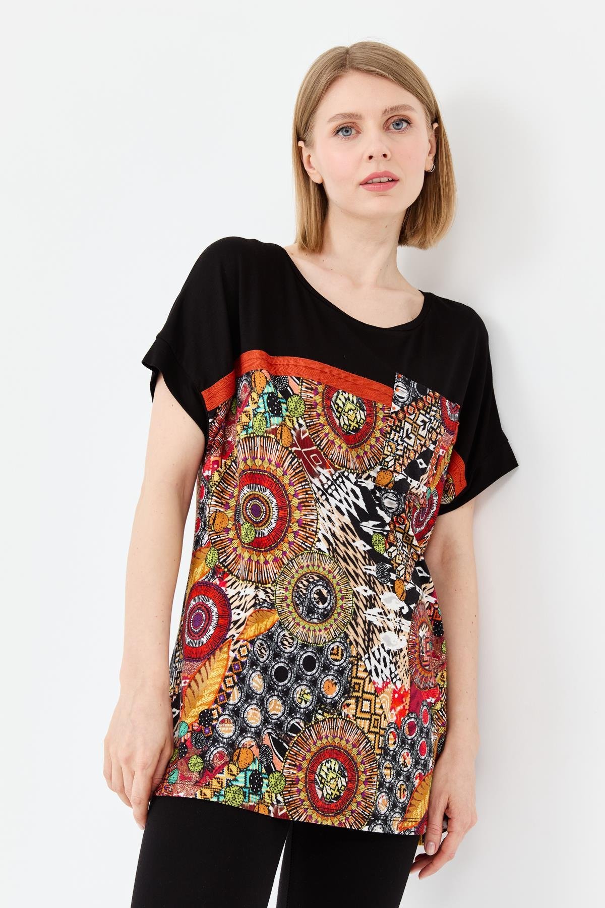 23727Kadın Karışık Desenli Düşük Kollu Penye T-shirt Siyah