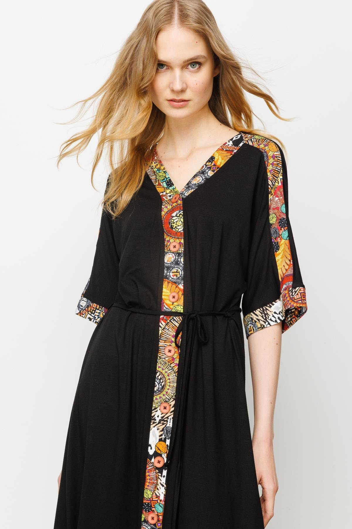 23729Kadın Karışık Desenli Önü Düğmeli Penye Elbise Siyah