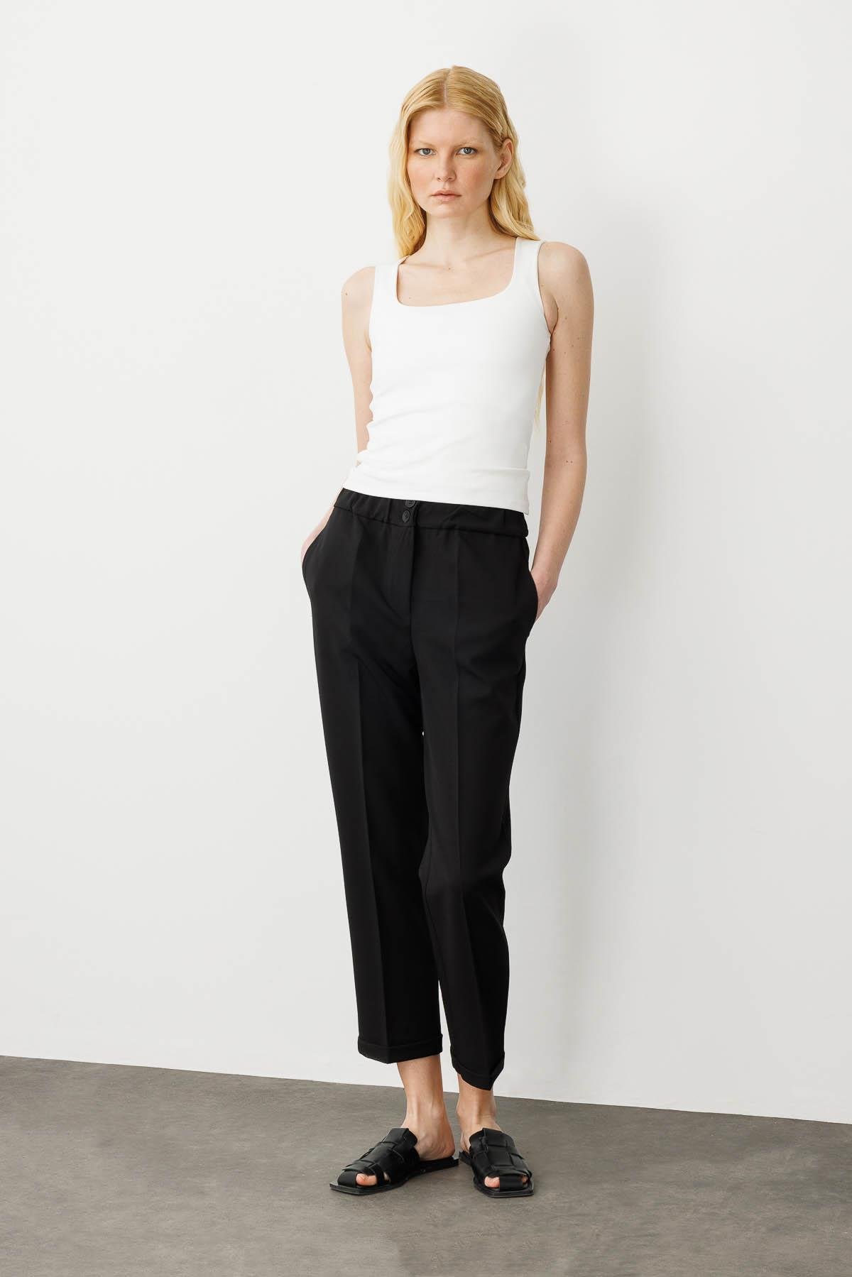 25901Kadın Kemeri Lastikli Yazlık Kumaş Pantolon Siyah