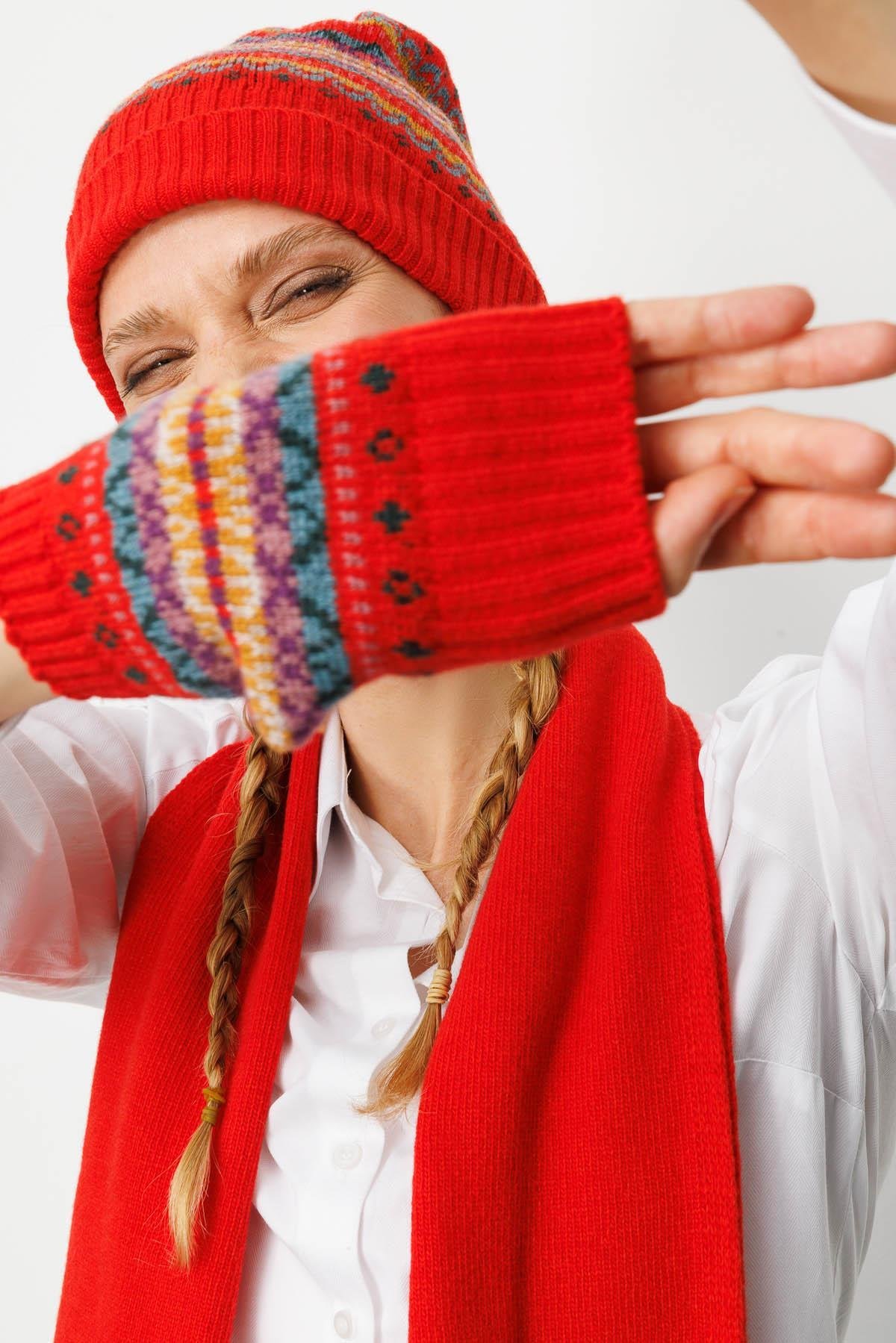 25075Kadın Kenarları Jakarlı Püsküllü Yün Kaşkol Mercan