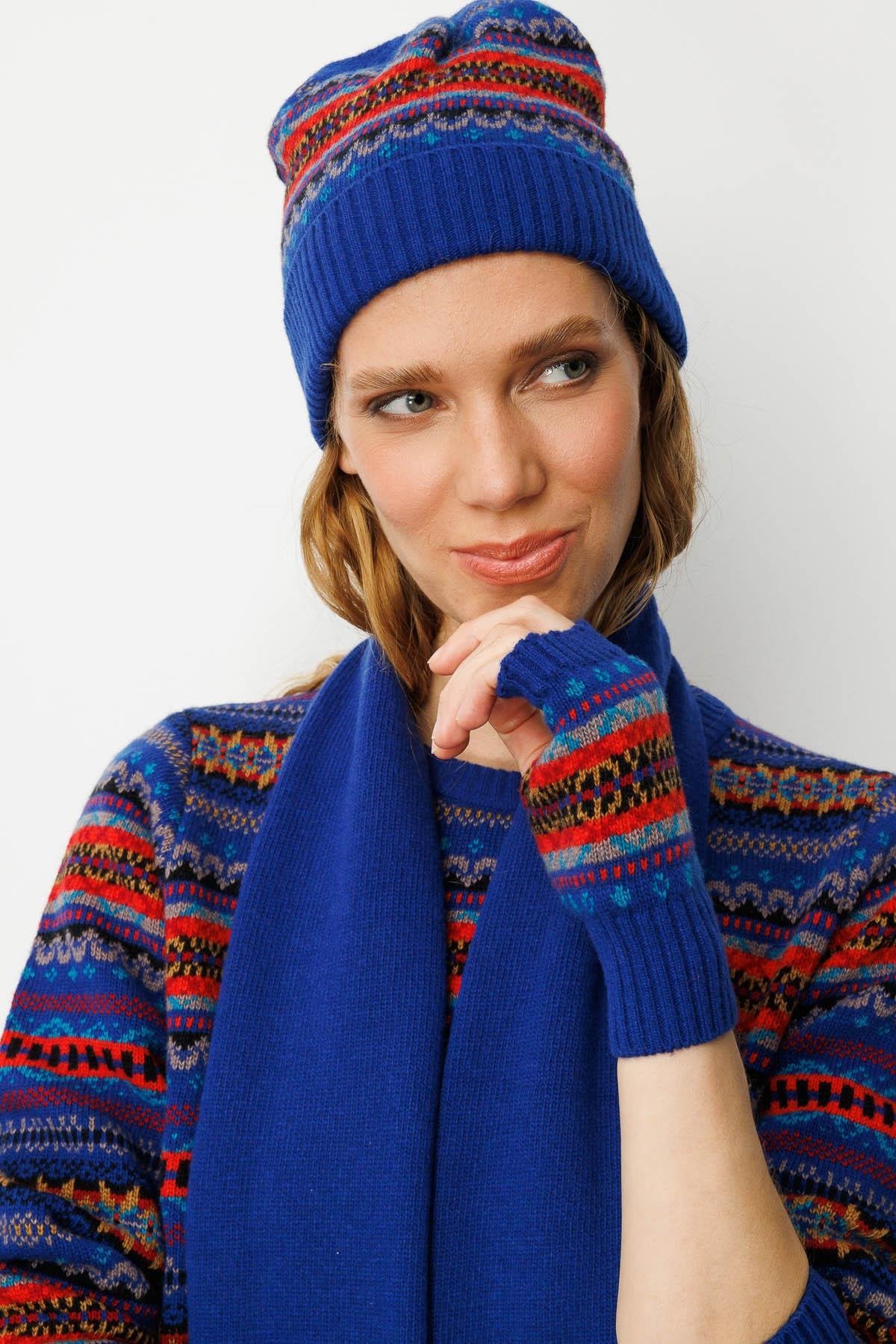 25075Kadın Kenarları Jakarlı Püsküllü Yün Kaşkol K.S.Mavi