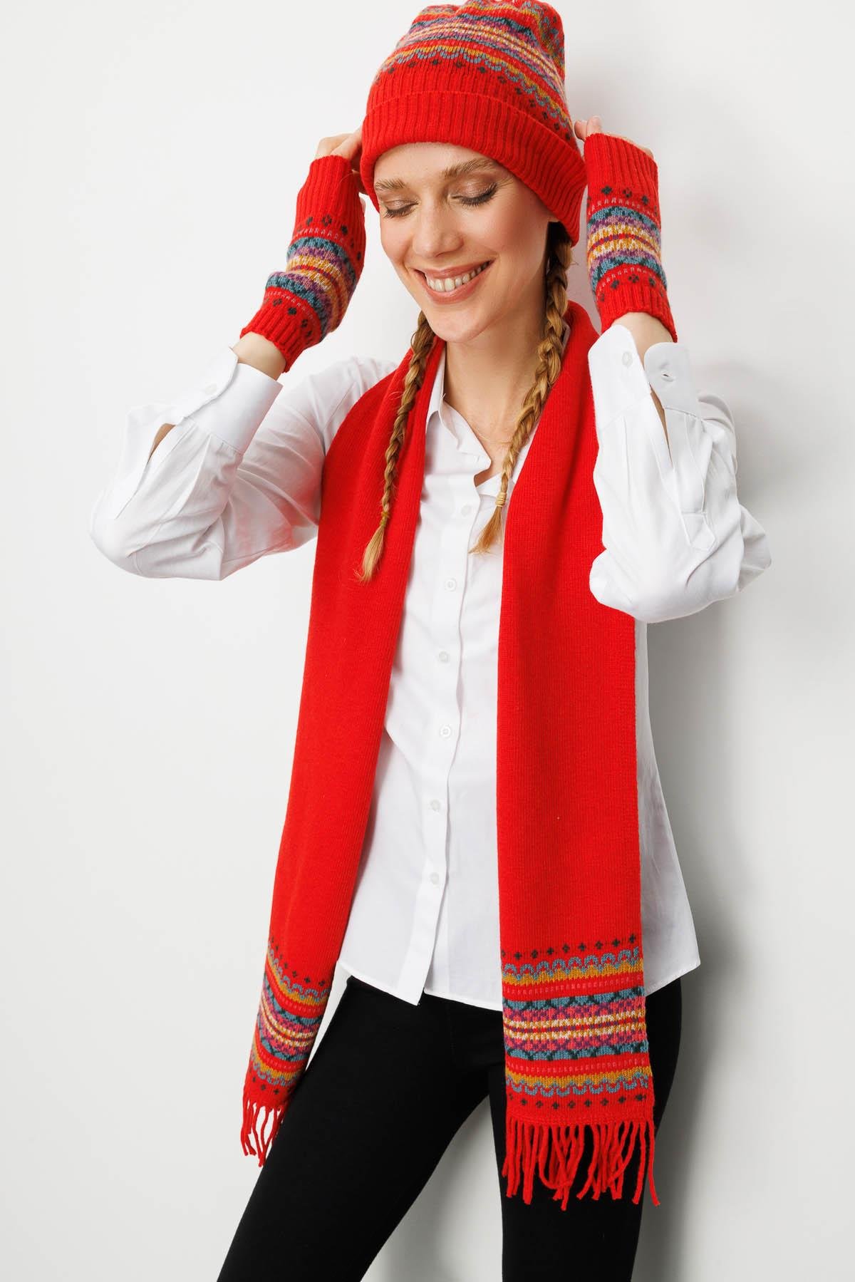 25075Kadın Kenarları Jakarlı Püsküllü Yün Kaşkol Mercan