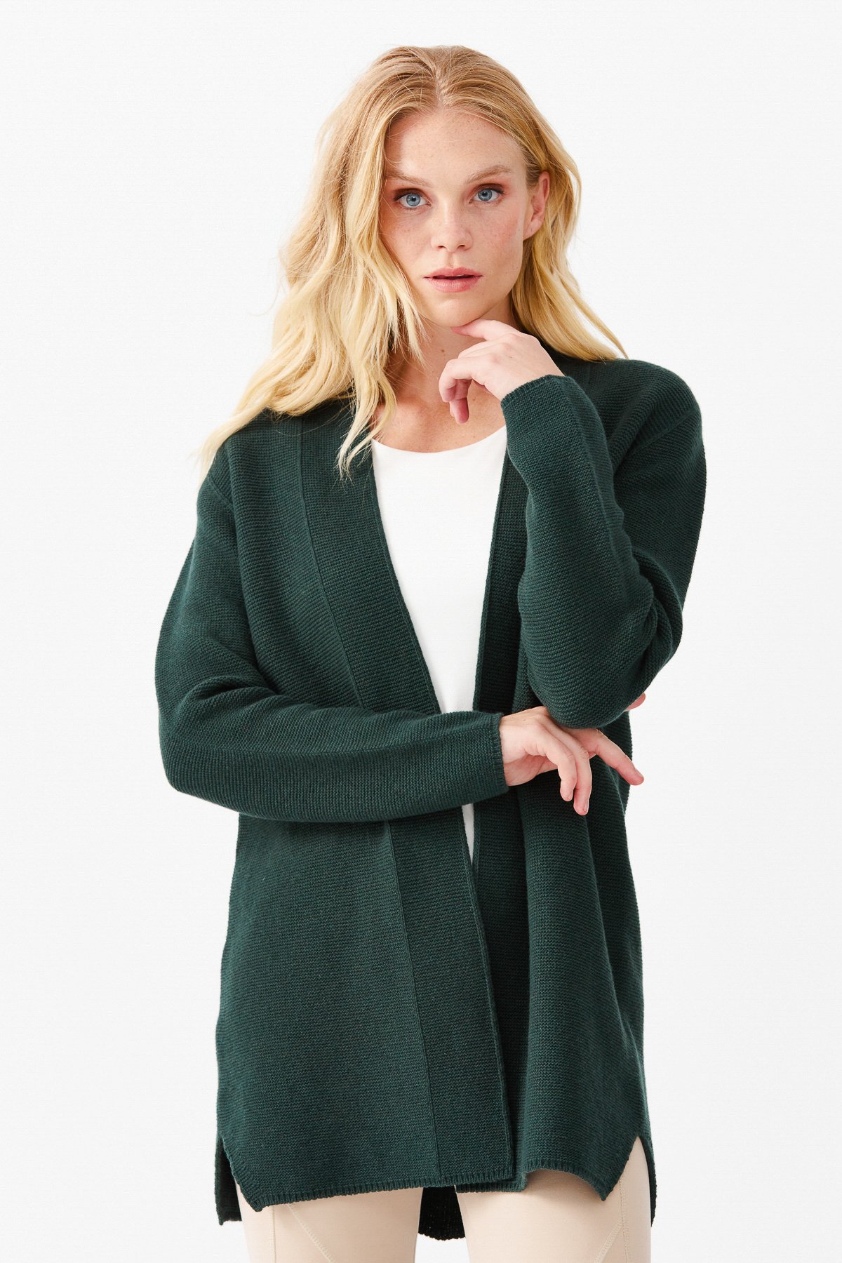 22095Женский жакет нараспашку с разрезом, зеленый