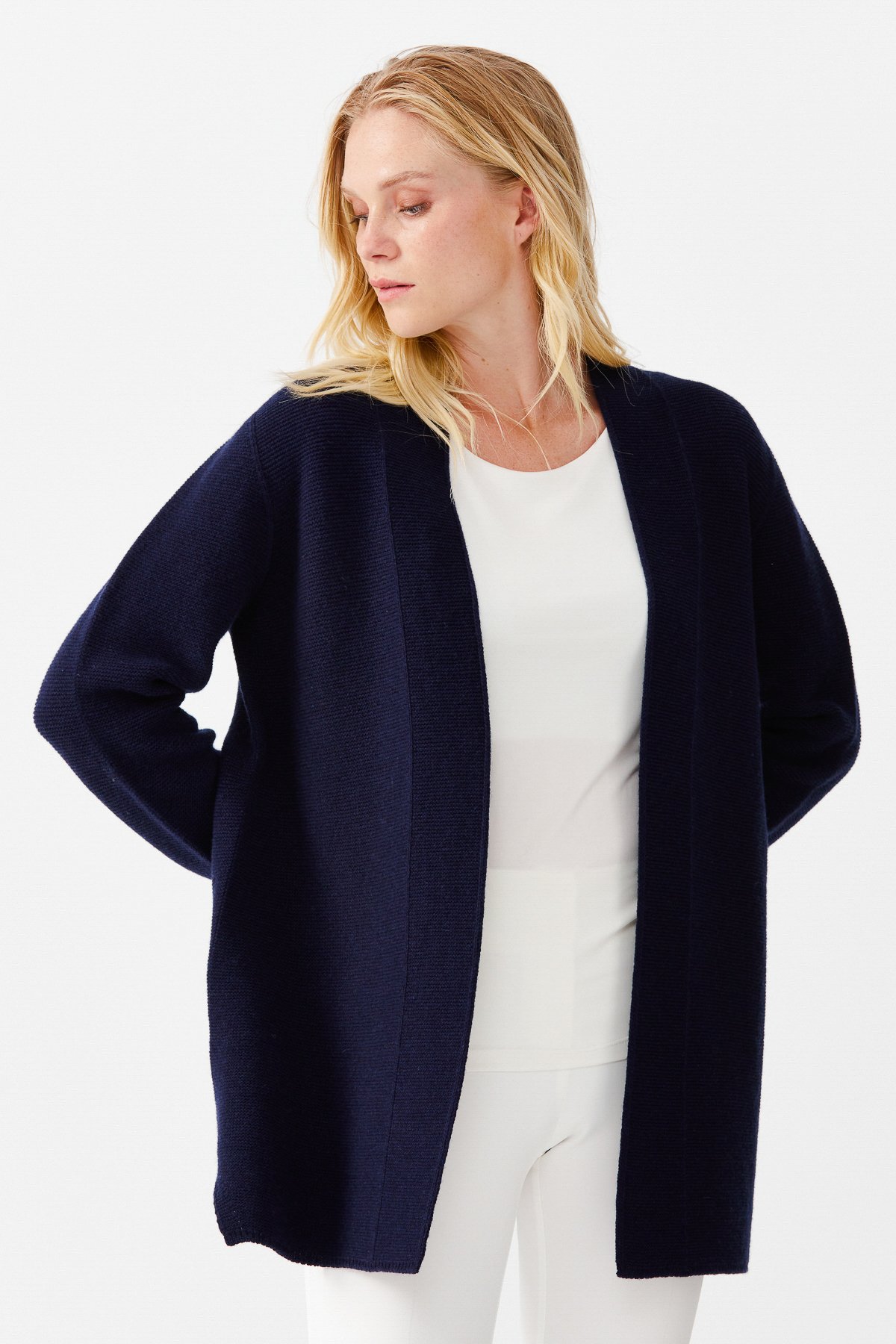 22095Женский жакет нараспашку с разрезом, синий