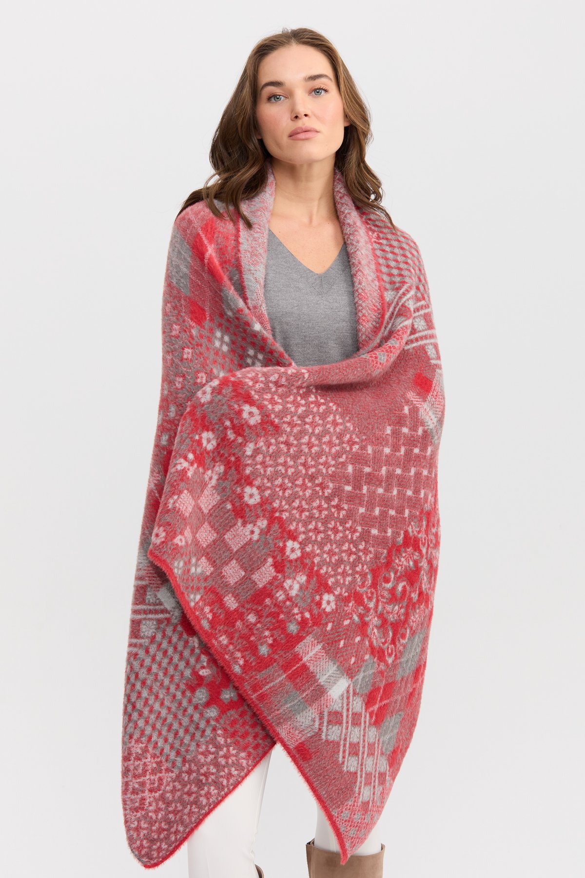 22261Kadın Kırk Yama Desenli Büyük Şal 11