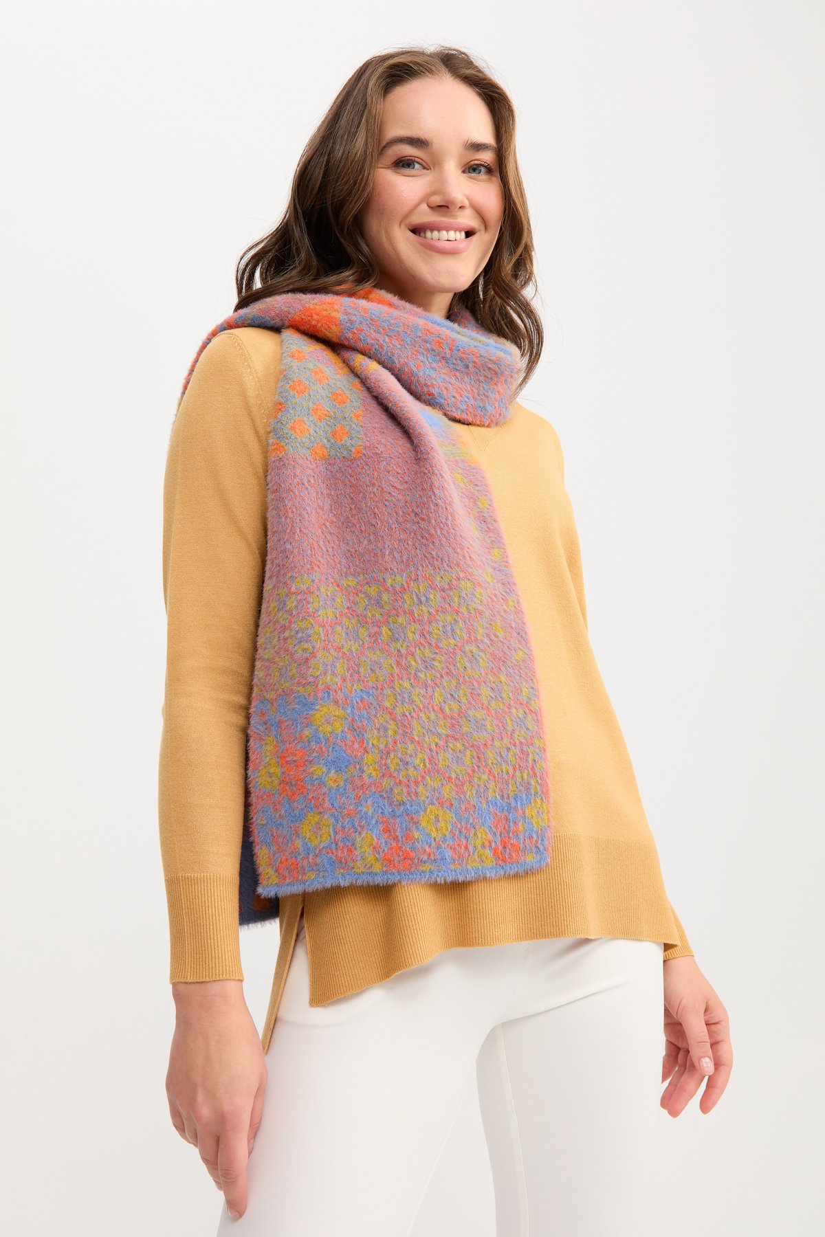 22265Kadın Kırk Yama Desenli Kaşkol 10