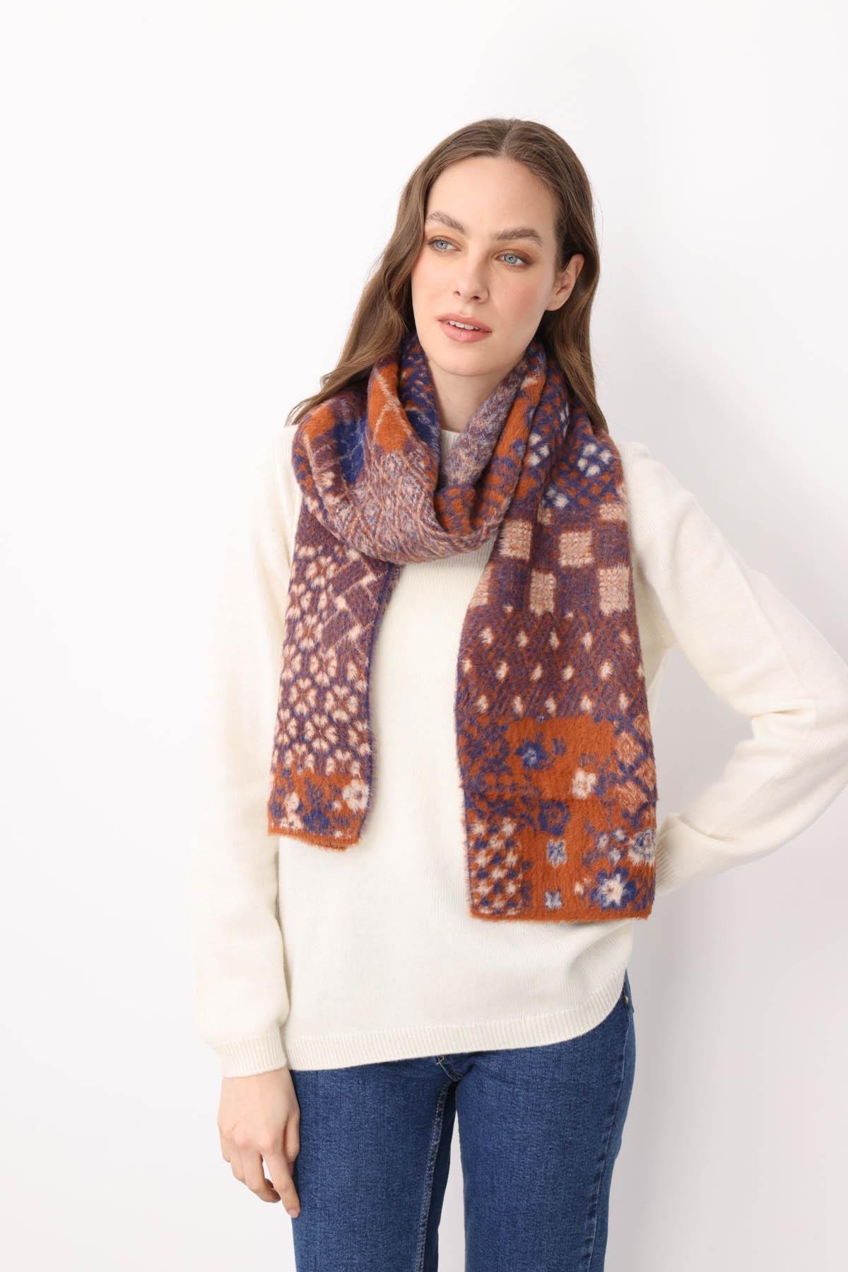 22265Kadın Kırk Yama Desenli Kaşkol 2