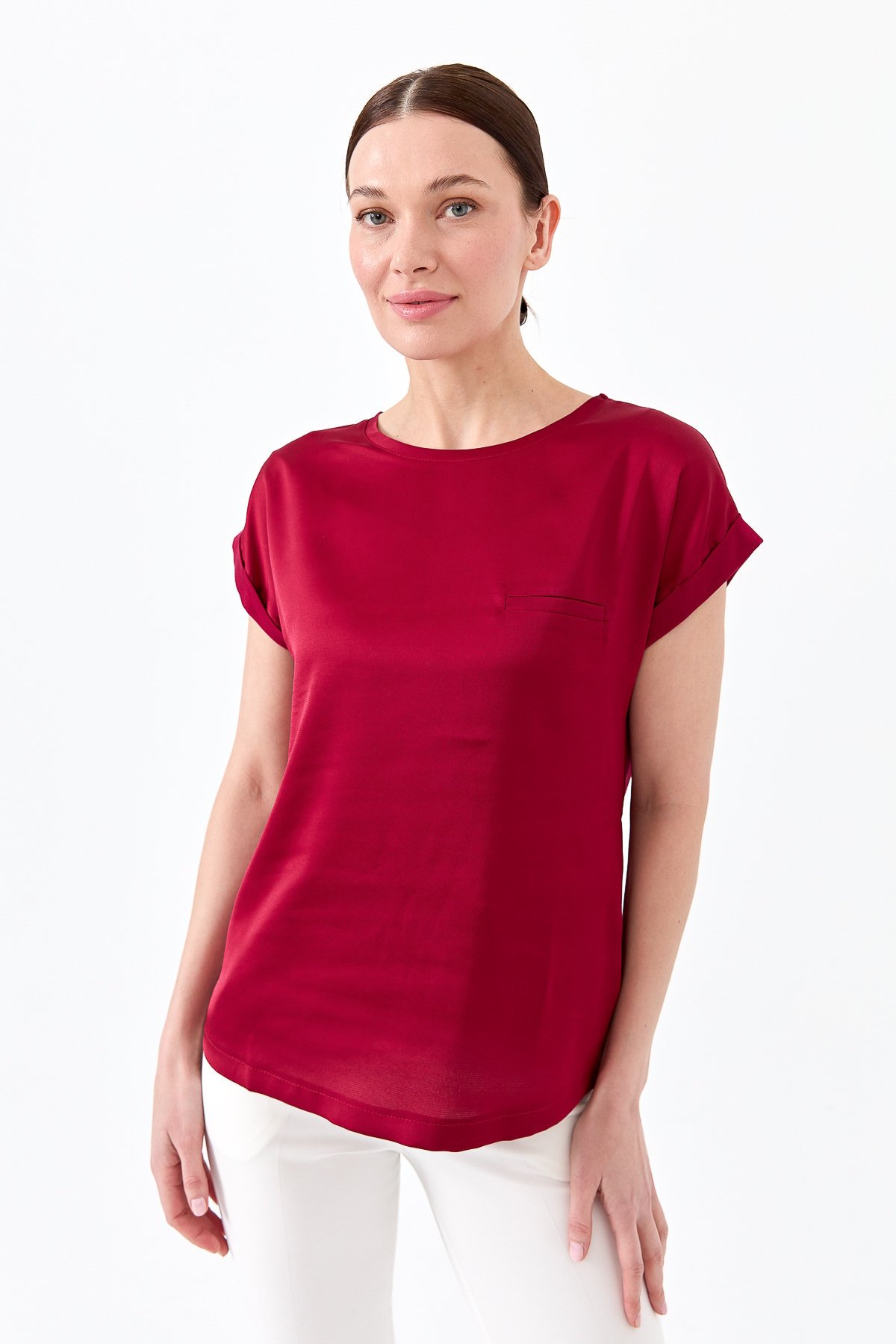 22707Kadın Kısa Kol Önü Saten Bluz Bordo