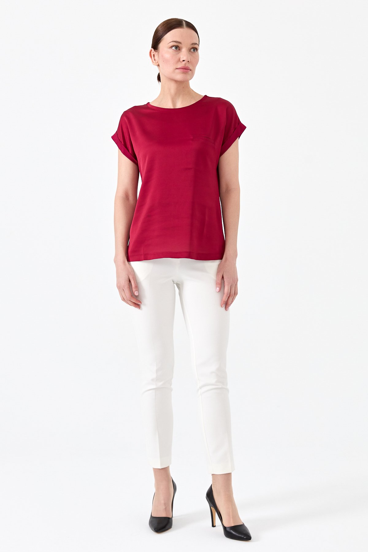 22707Kadın Kısa Kol Önü Saten Bluz Bordo