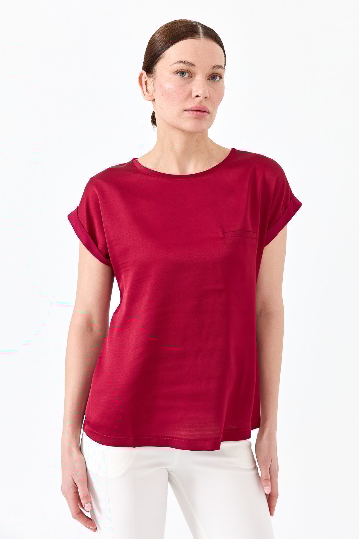 22707Kadın Kısa Kol Önü Saten Bluz Bordo