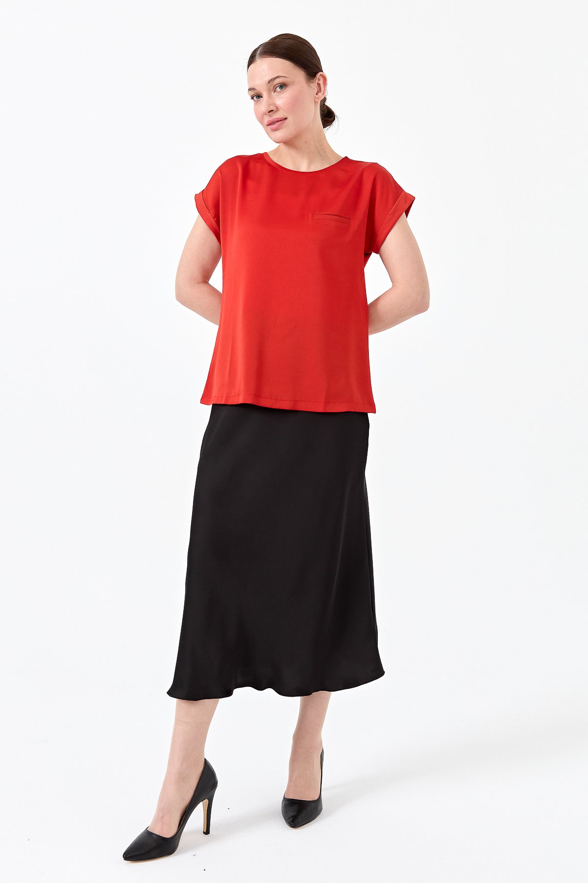 22707Kadın Kısa Kol Önü Saten Bluz Oranj