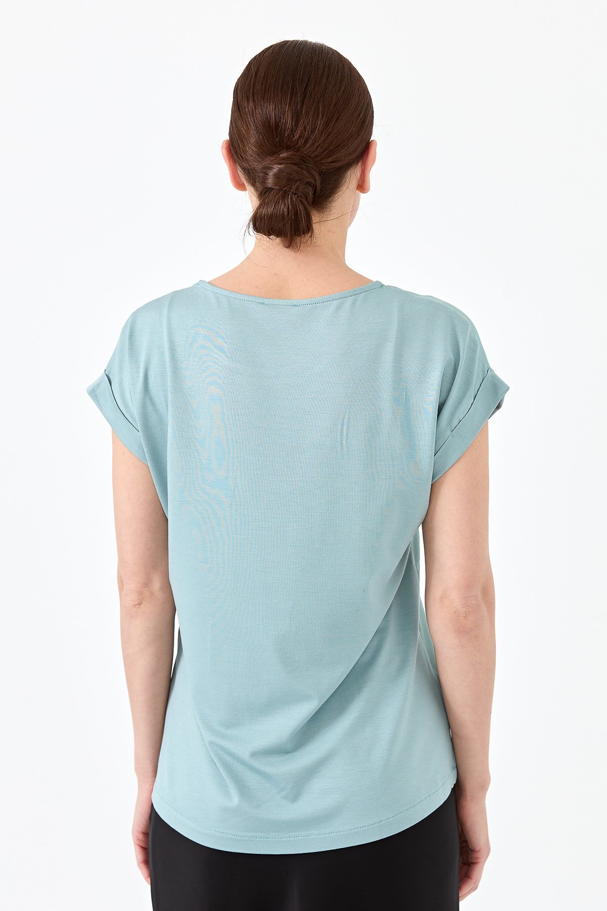 22707Kadın Kısa Kol Önü Saten Bluz S.Yeşili