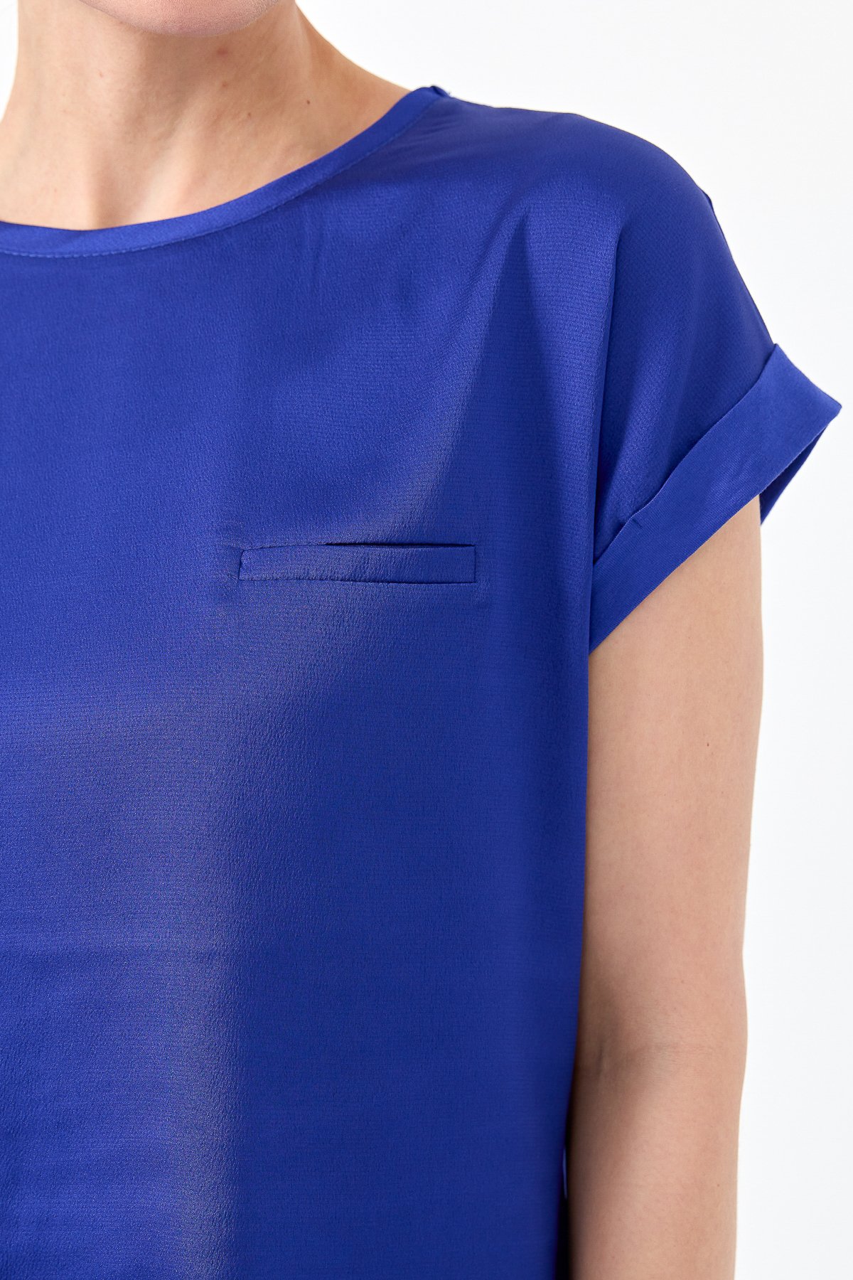 22707Kadın Kısa Kol Önü Saten Bluz Saks