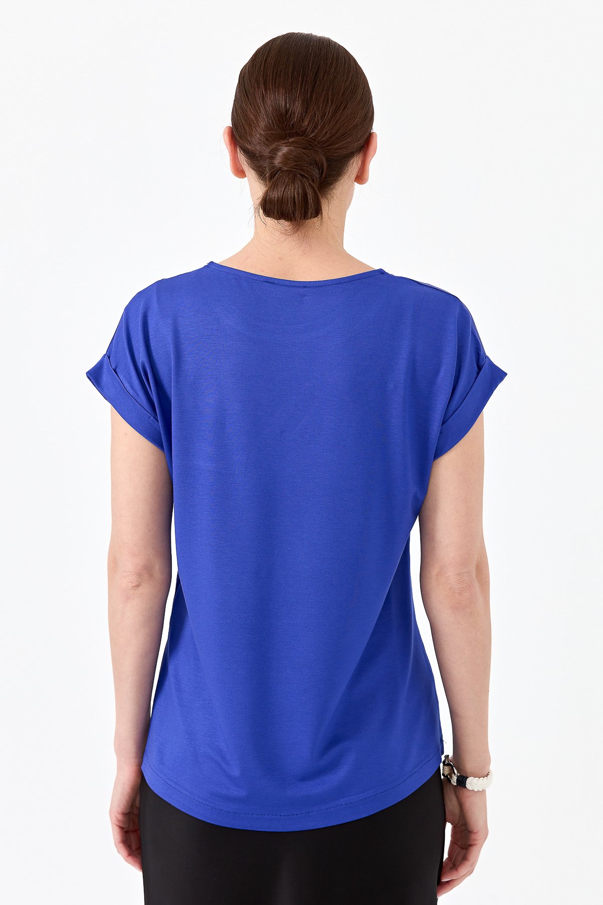 22707Kadın Kısa Kol Önü Saten Bluz Saks