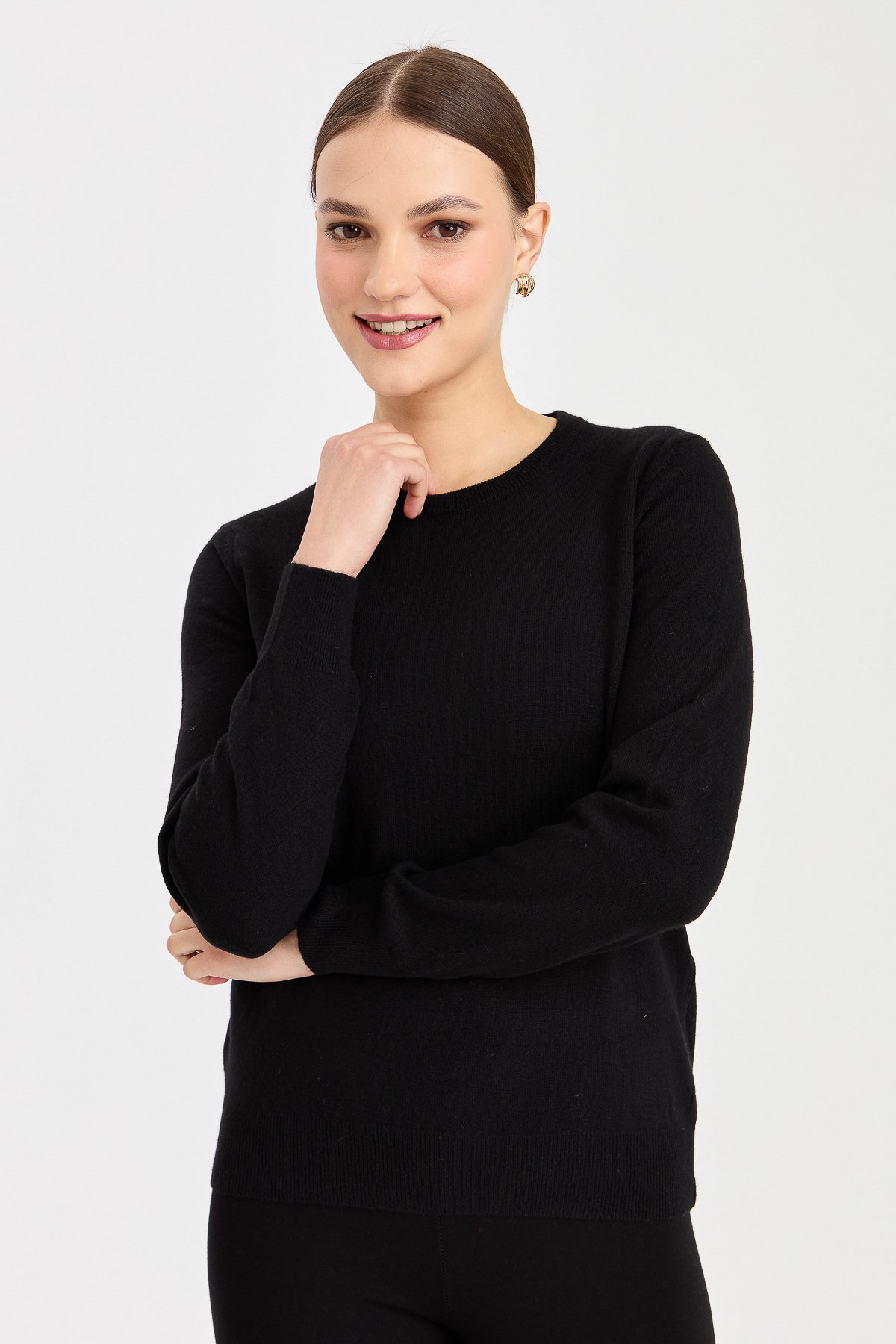 21041Kadın Klasik Bayan Bluz Siyah