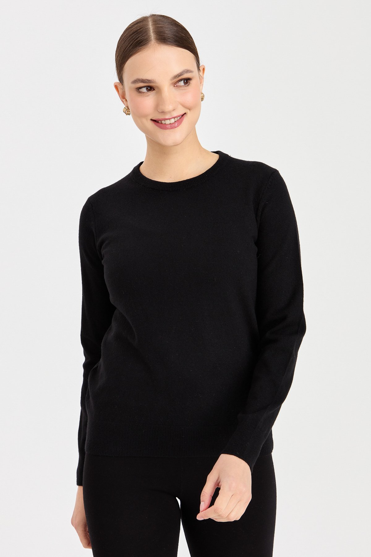 21041Kadın Klasik Bayan Bluz Siyah