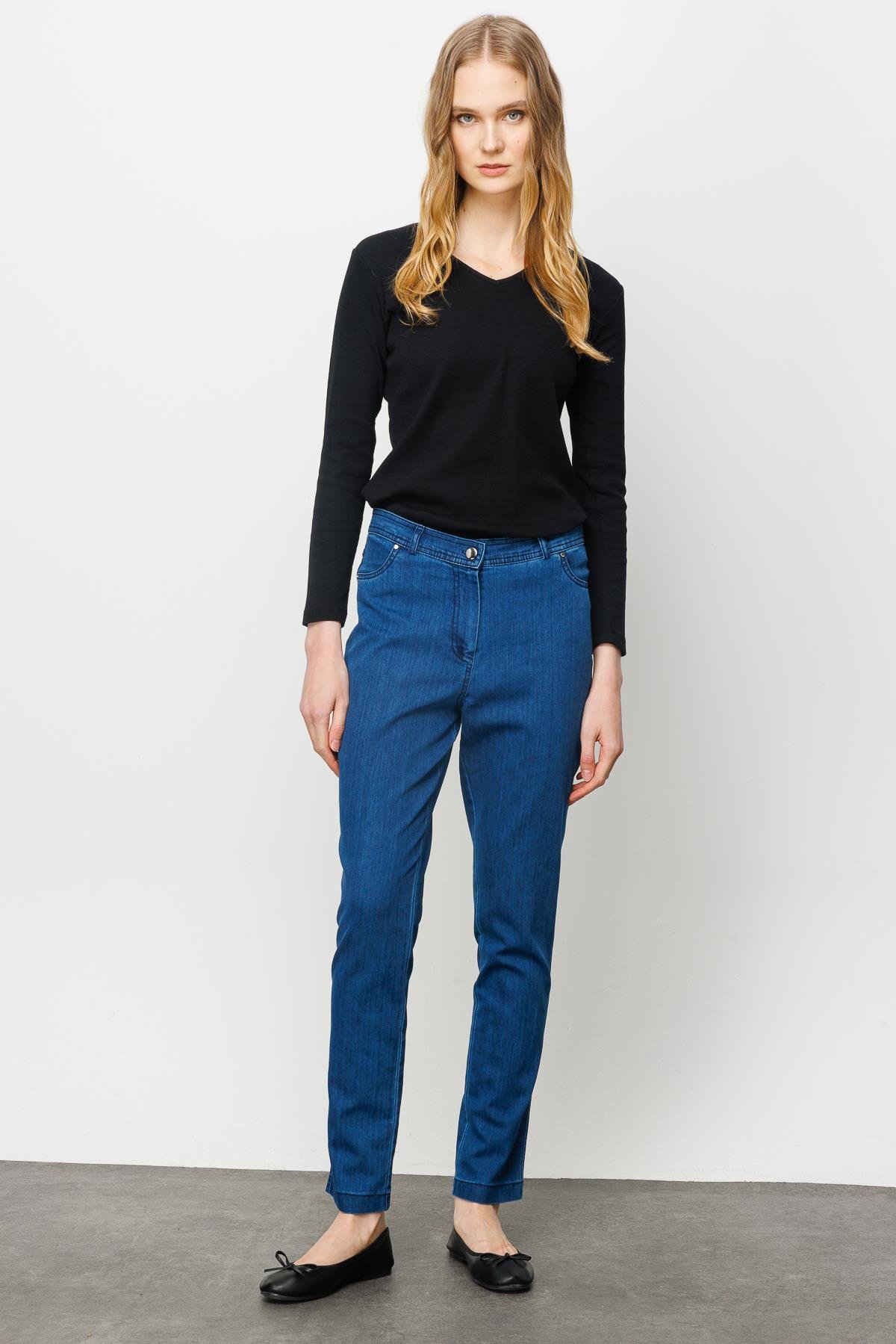 23901Kadın Klasik Kesim Kot Pantolon Mavi