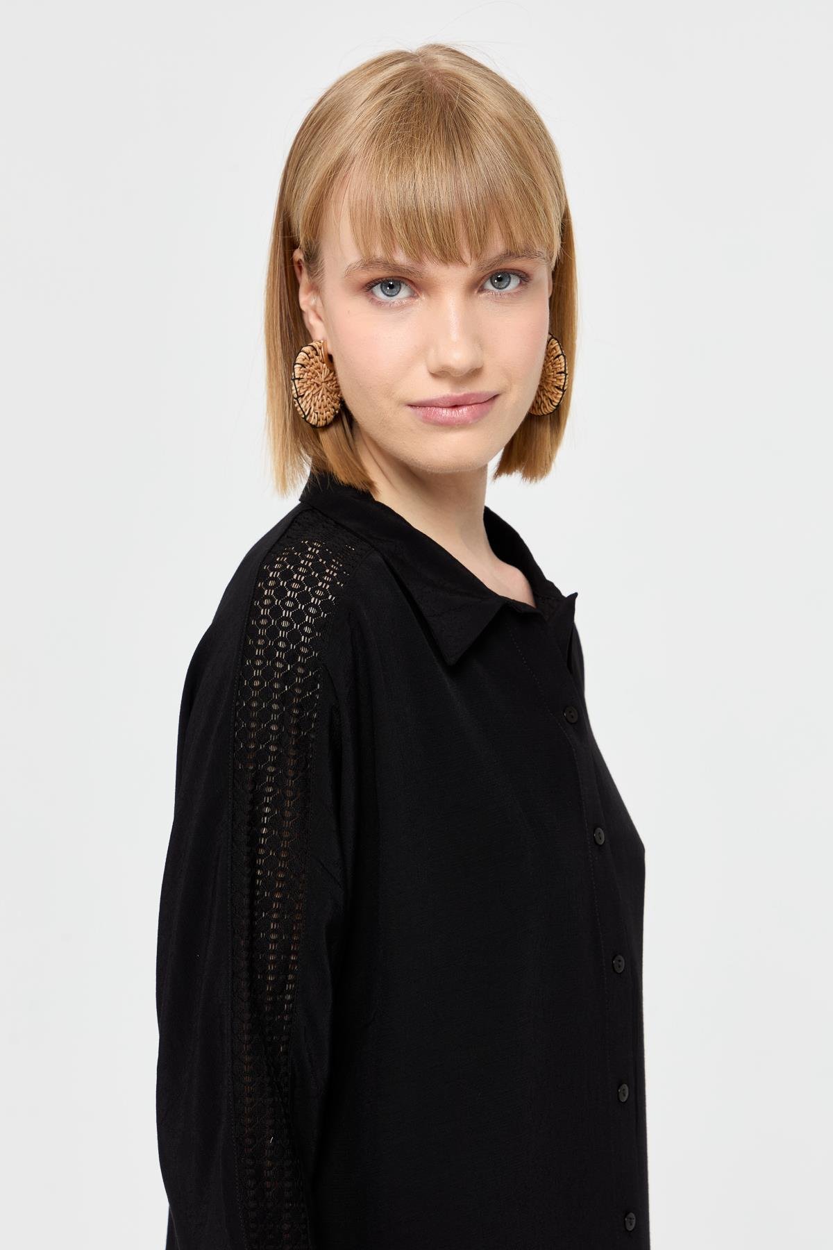 KMY24074Женская рубашка с кружевными полосками на рукавах