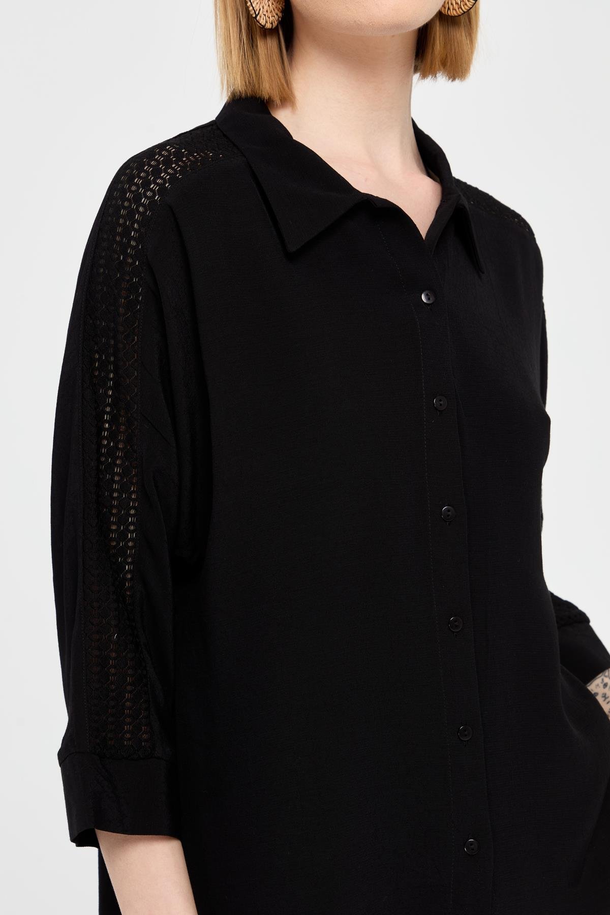 KMY24074Женская рубашка с кружевными полосками на рукавах