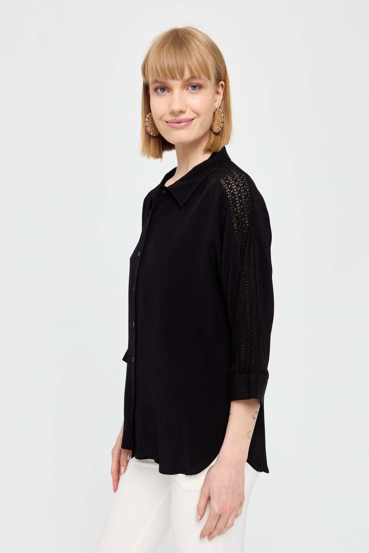 KMY24074Женская рубашка с кружевными полосками на рукавах