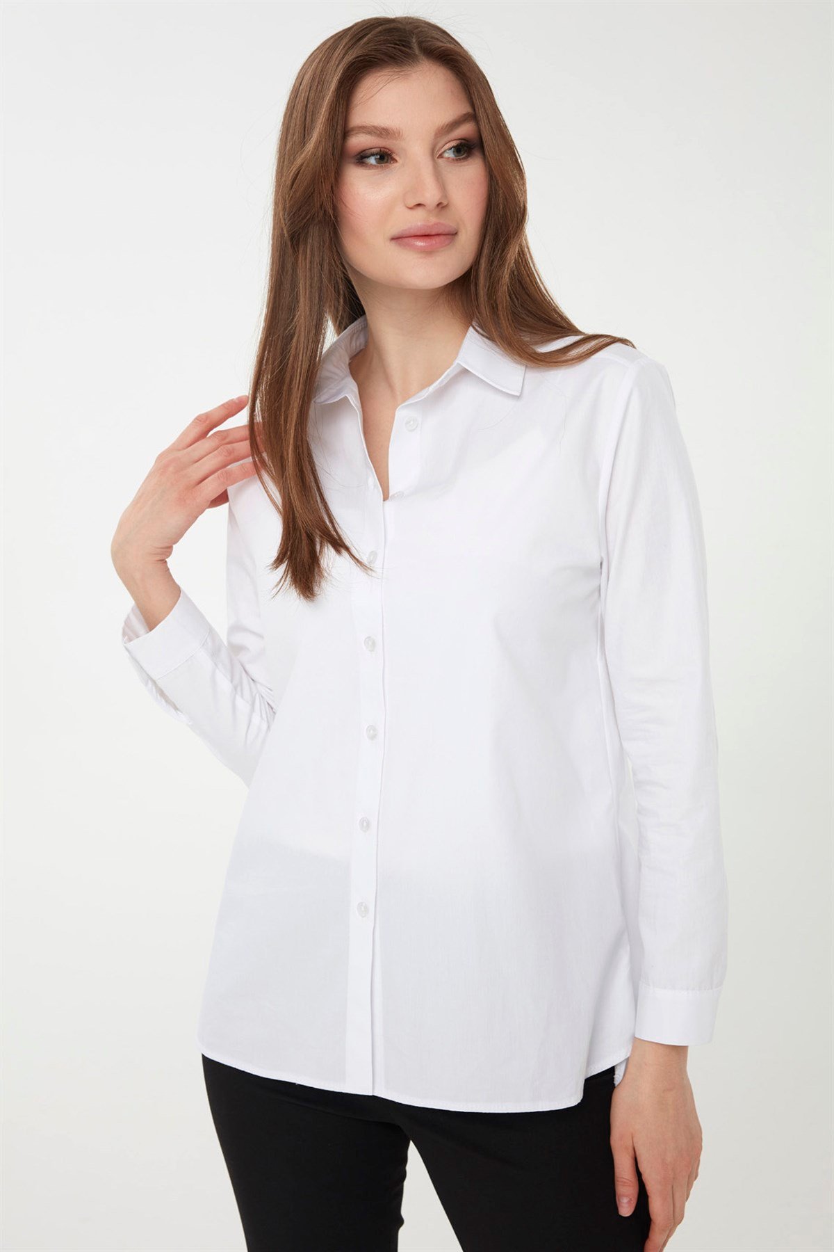 22805Kadın Koton Uzun Gömlek Beyaz