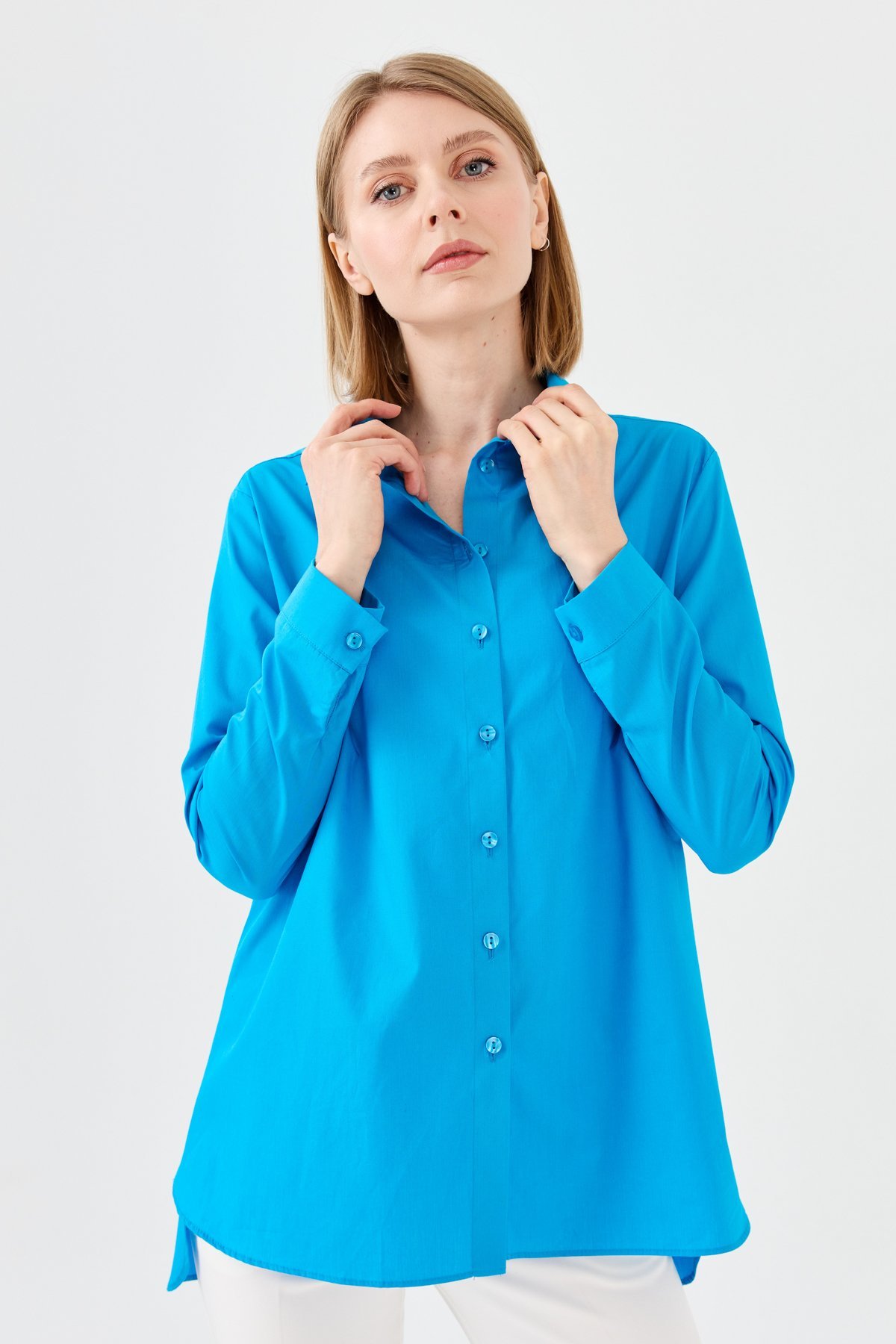 22805Kadın Koton Uzun Gömlek Mavi