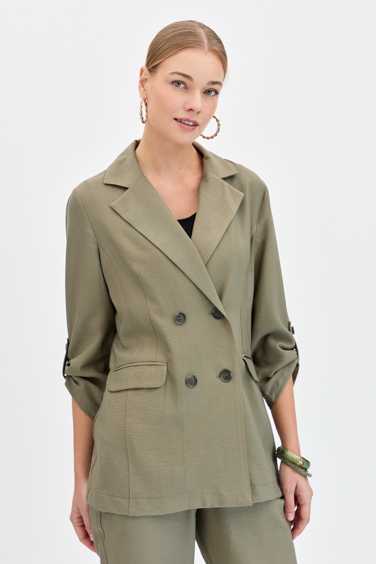 KMY24100Kadın Kruvaze Model Düğmeli Keten Ceket Haki