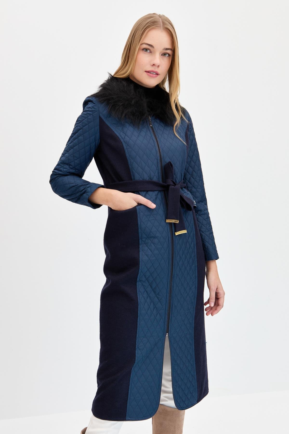 21366Kadın Kürklü Uzun Kollu Ceket Lacivert