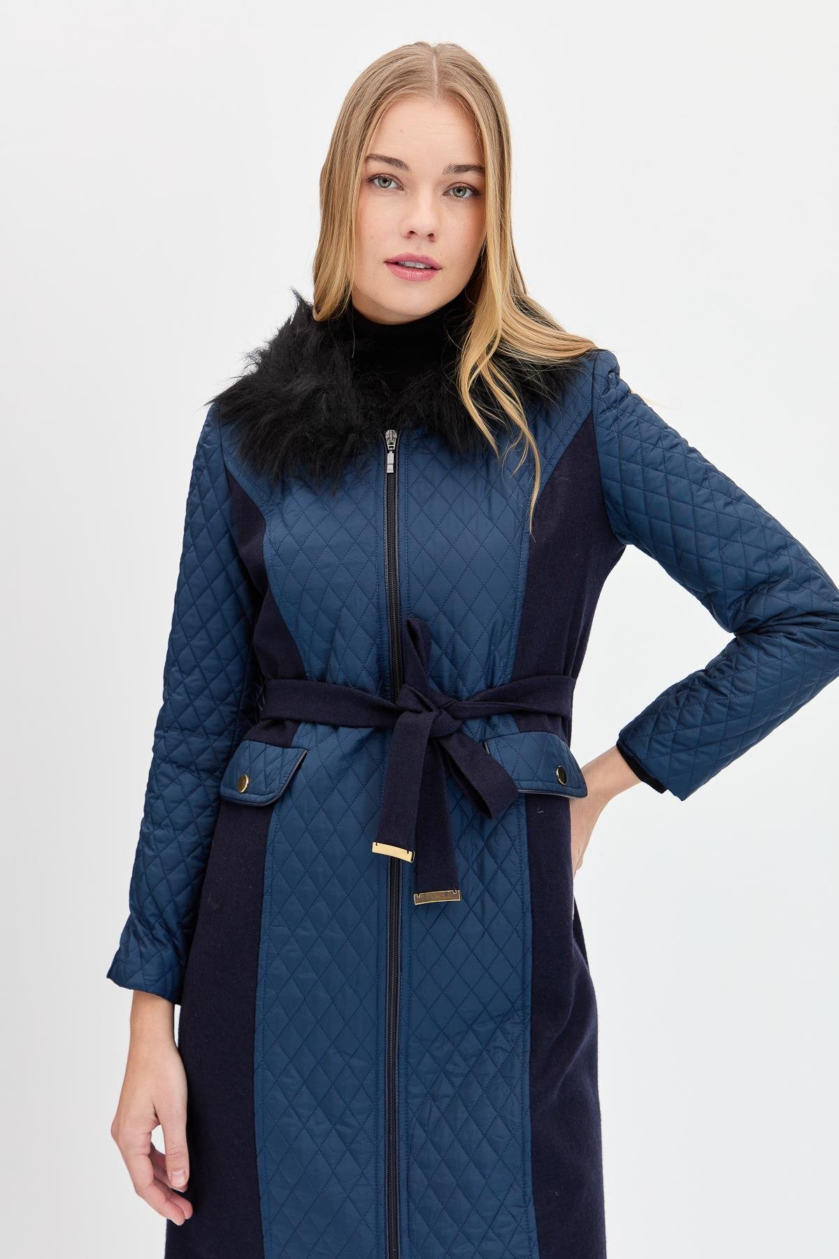 21366Kadın Kürklü Uzun Kollu Ceket Lacivert