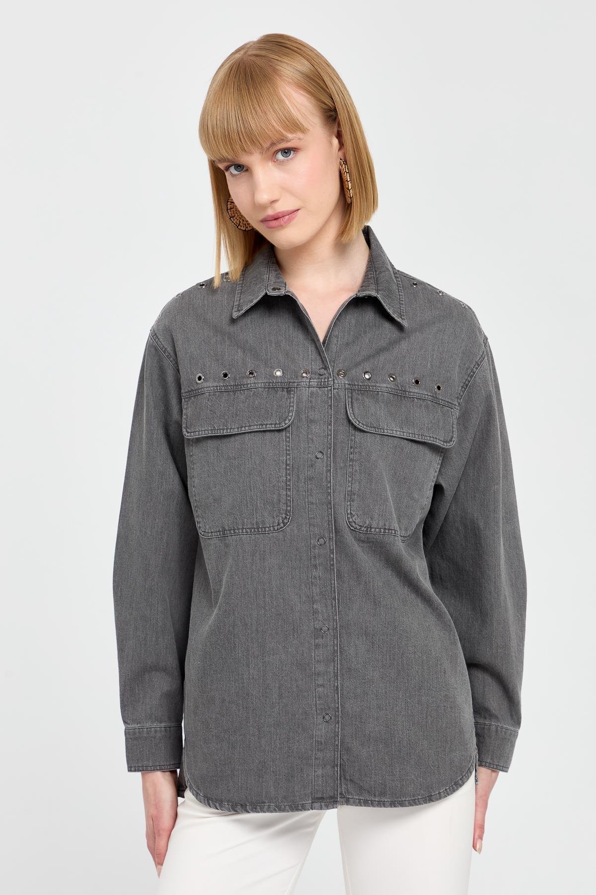 KMY24096Женская хлопковая рубашка с карманами