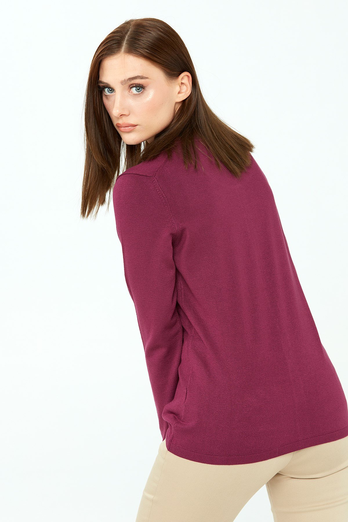 20007Kadın Likralı Basıc Uzun Kollu Sıfır Yaka Hırka Mürdüm