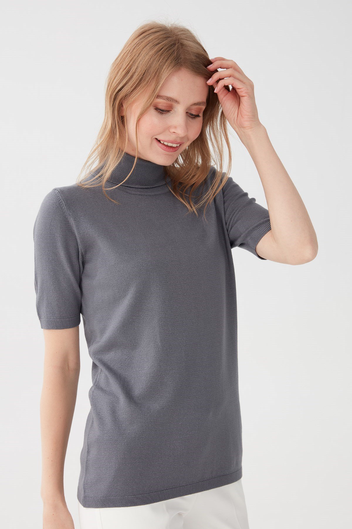 20346Kadın Likralı Kısa Kollu Tam Balıkçı Bluz Koyu Füme