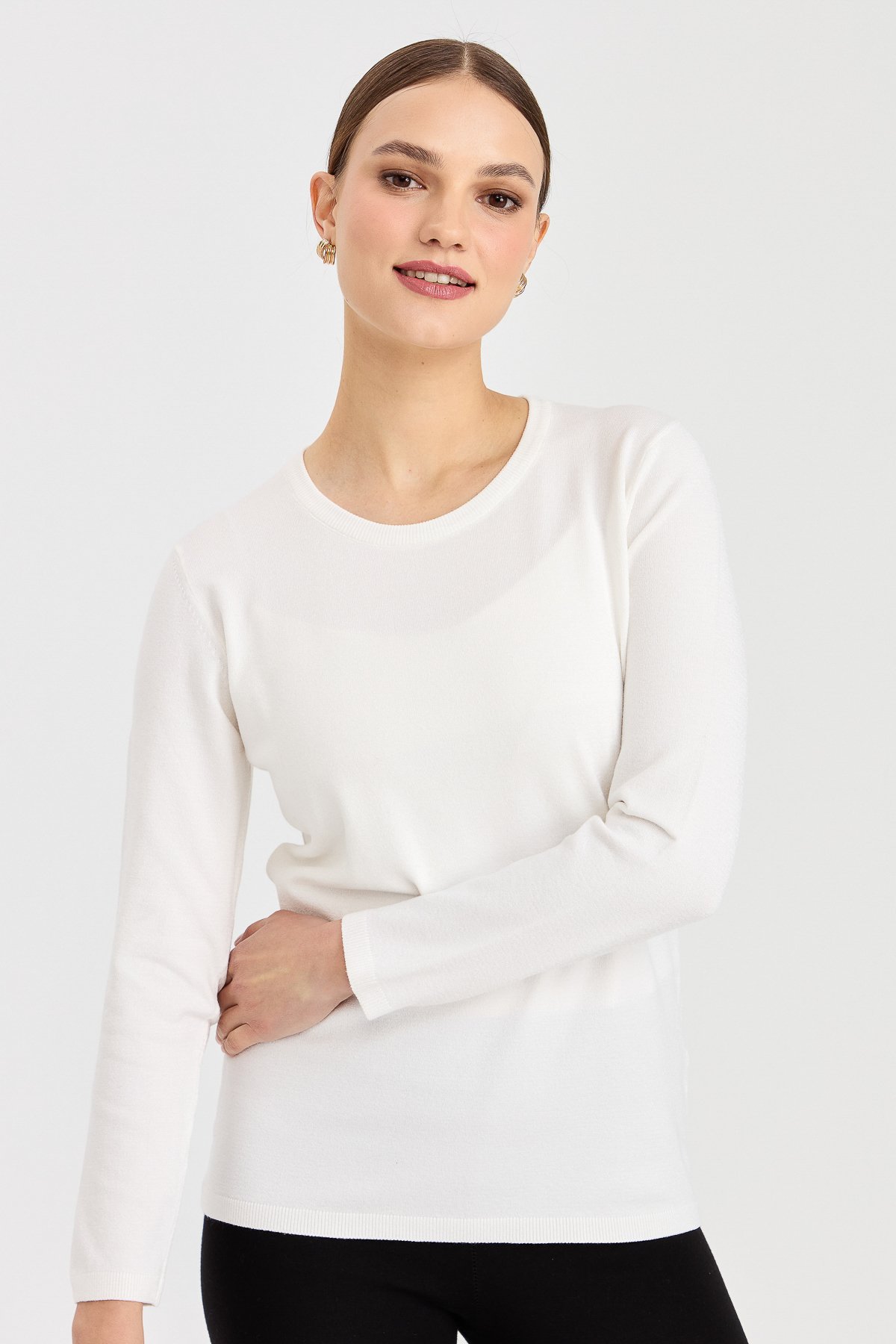 20015Kadın Likralı Uzun Kol Basic Sıfır Yaka Bluz Kemik