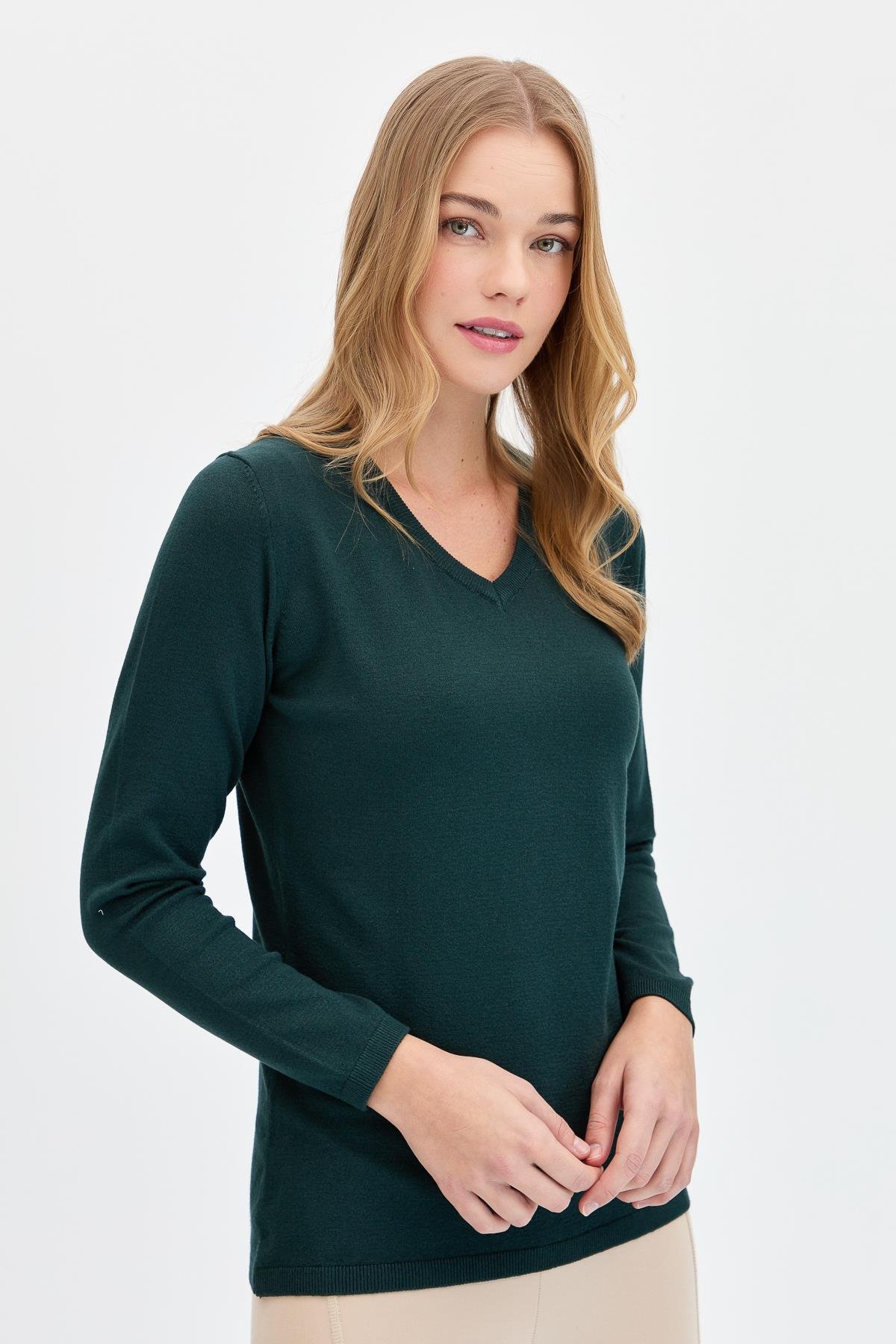 20014Kadın Likralı Uzun Kol Basic V Yaka Bluz Nefti